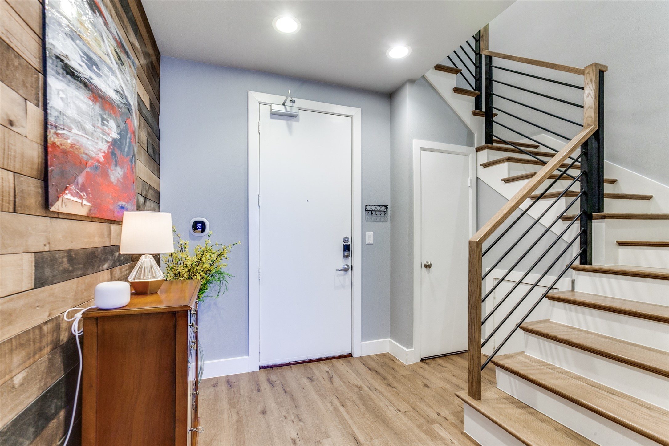 5055 Circle 425