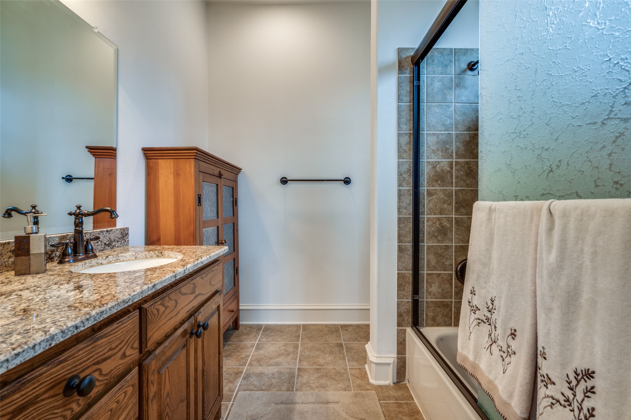 1110 Oak View Court
