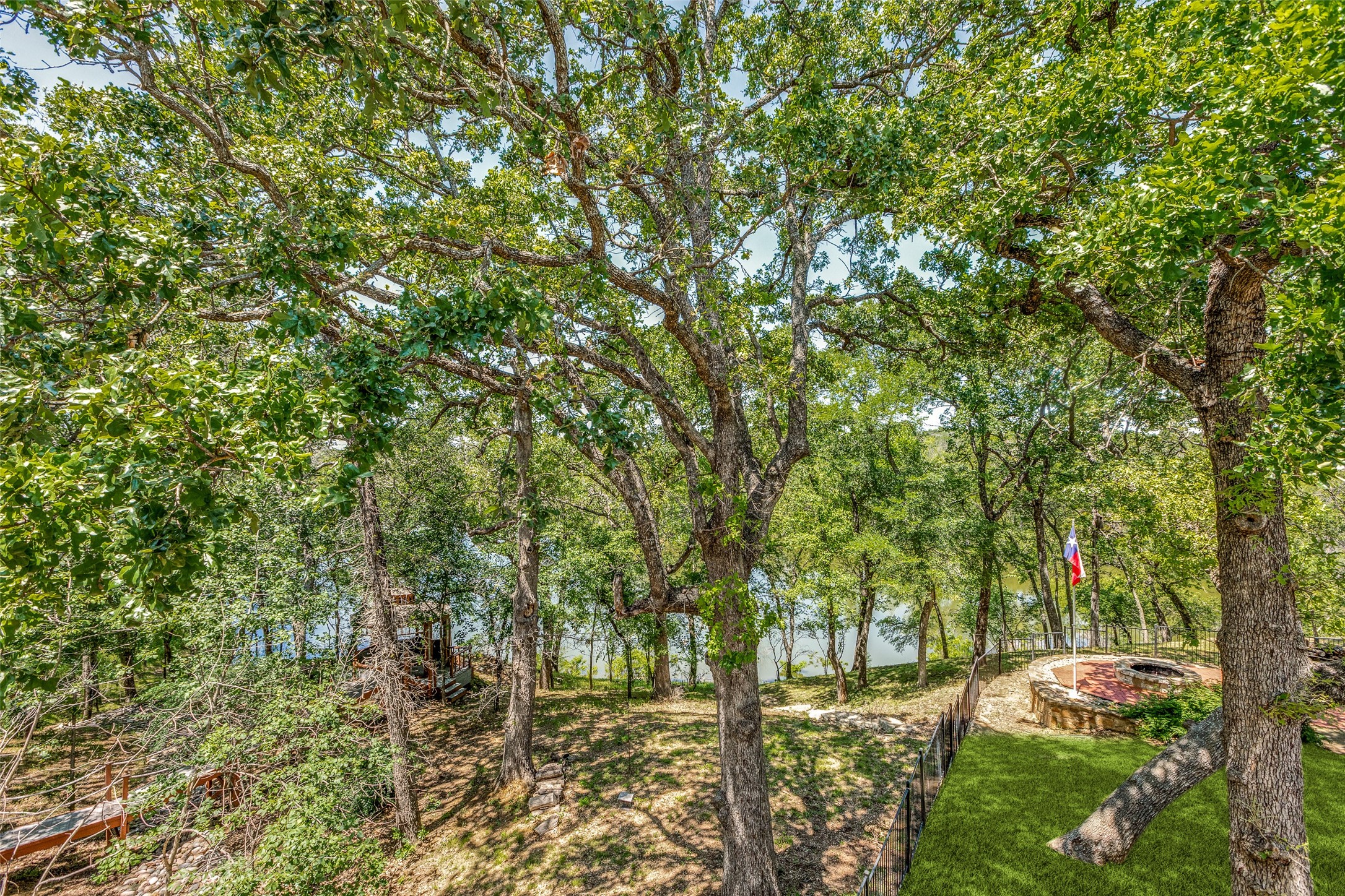 1110 Oak View Court