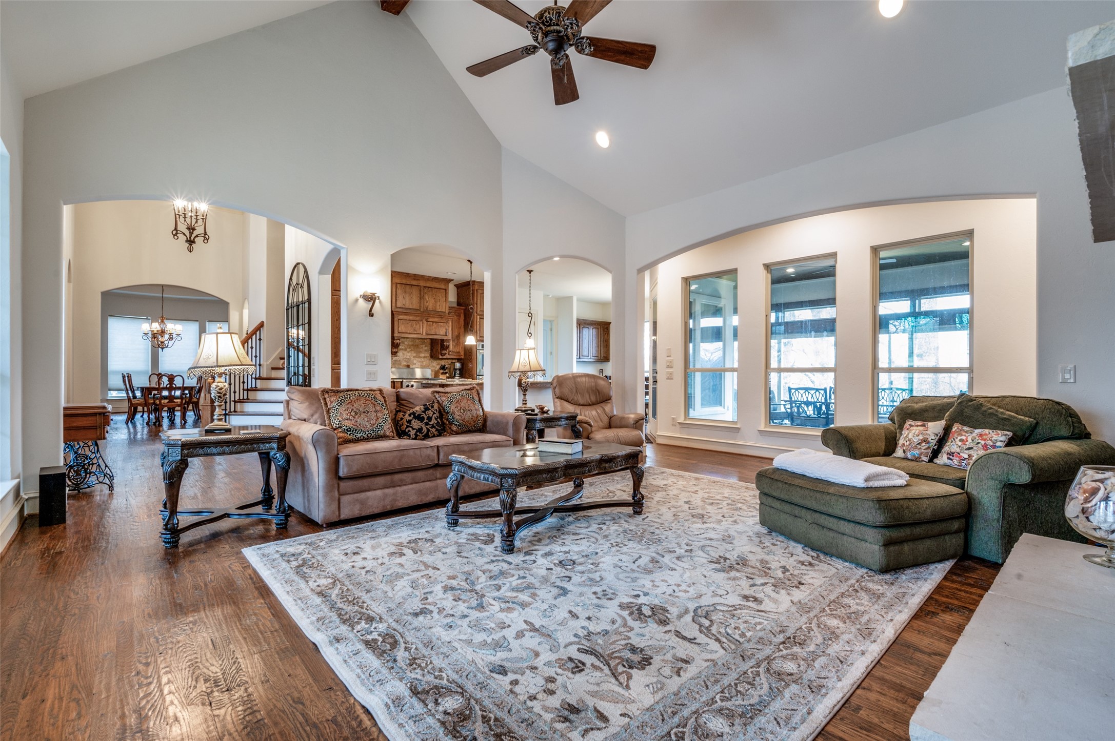 1110 Oak View Court