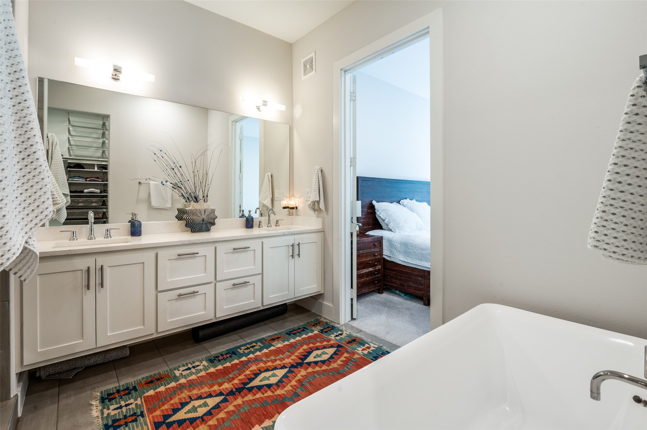 15875 Spectrum Drive 1104