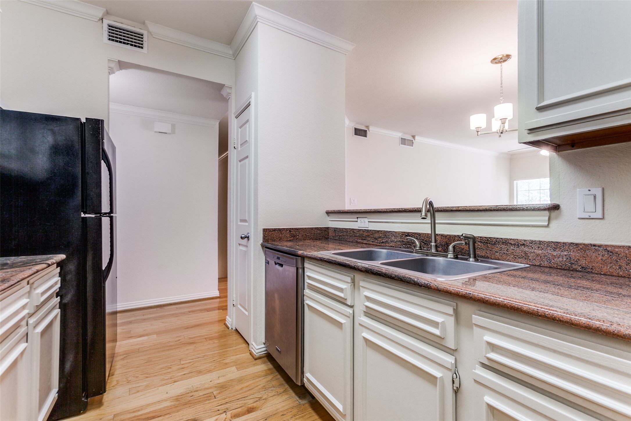 2524 Preston Road 204