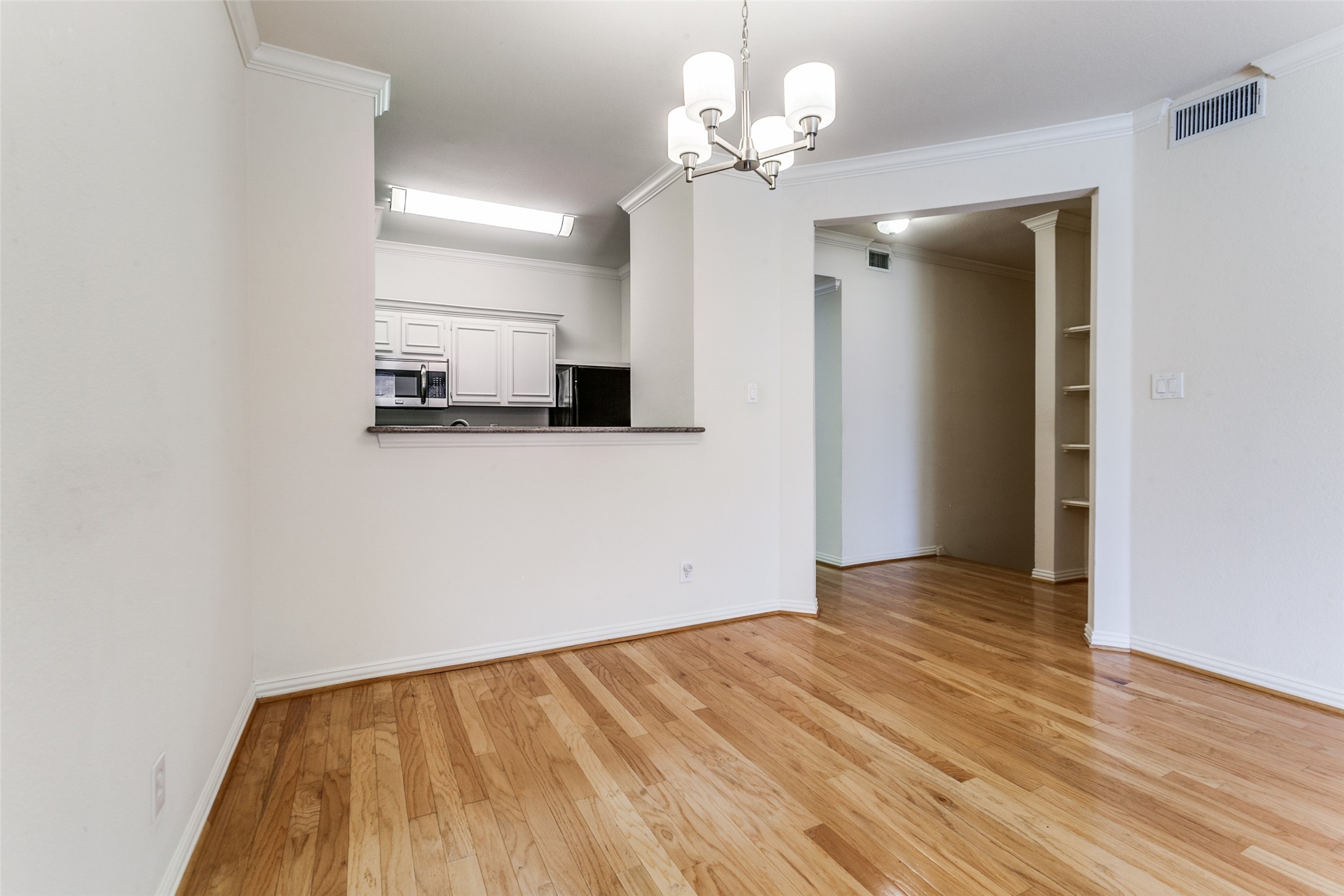 2524 Preston Road 204