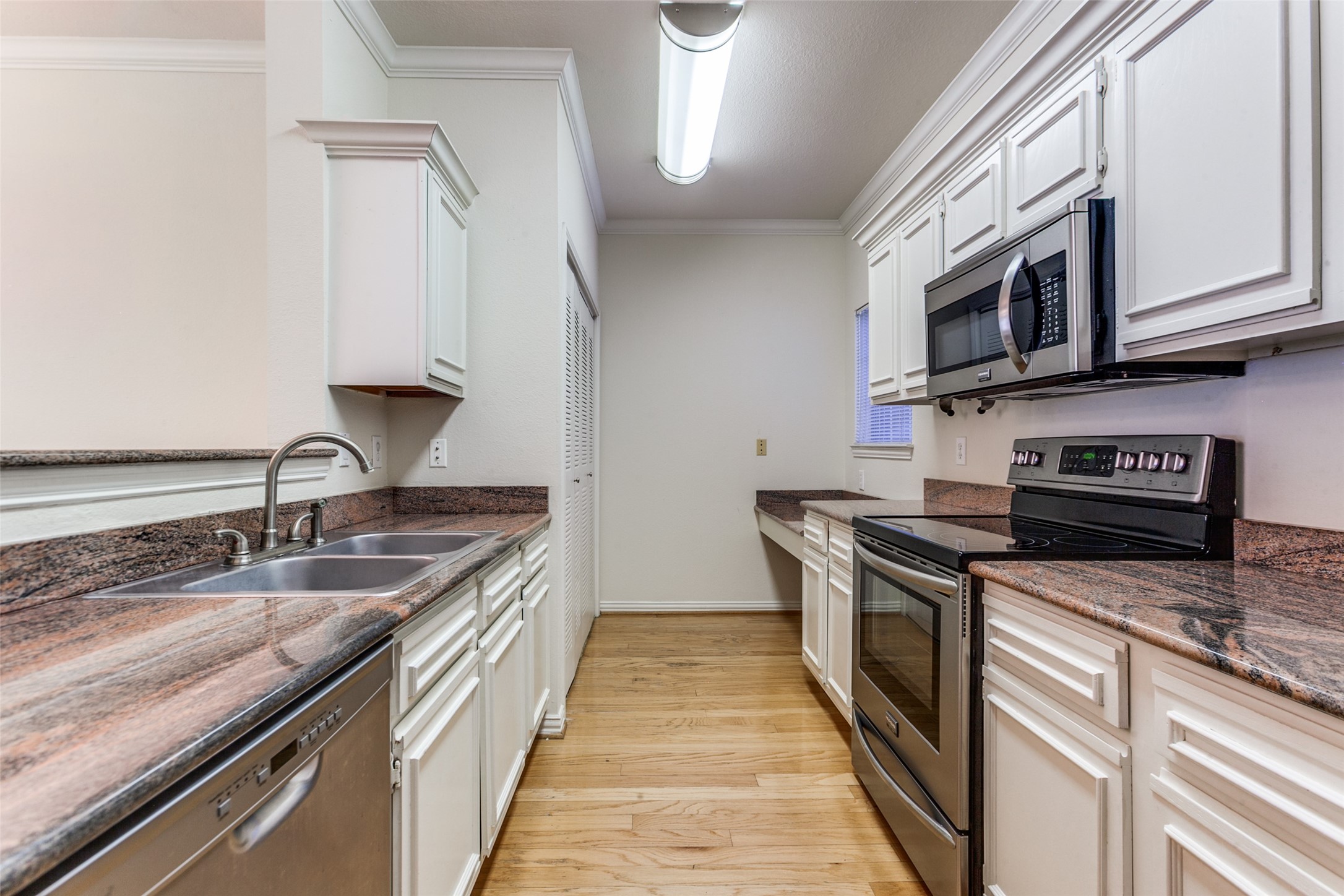 2524 Preston Road 204