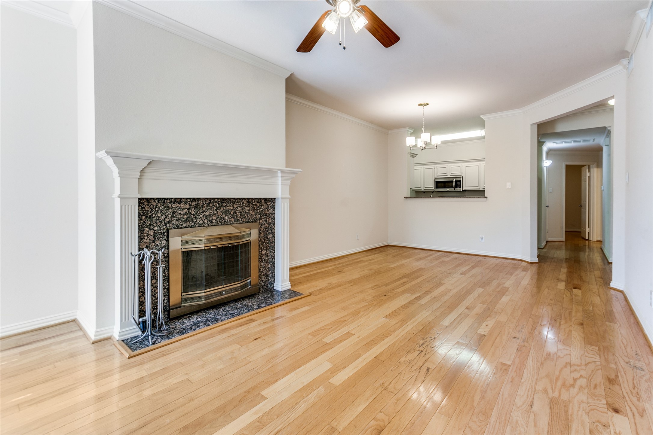 2524 Preston Road 204