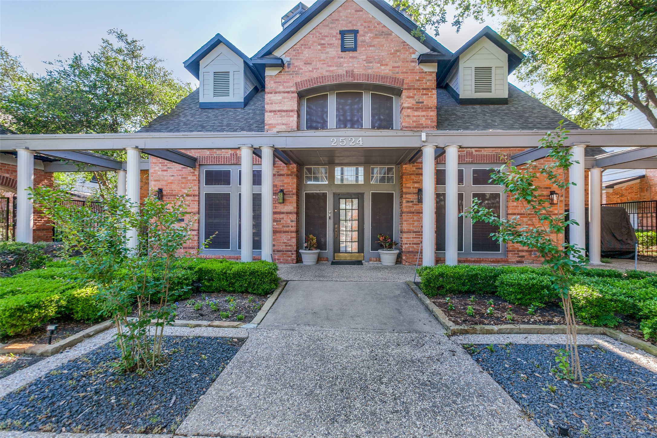 2524 Preston Road 204