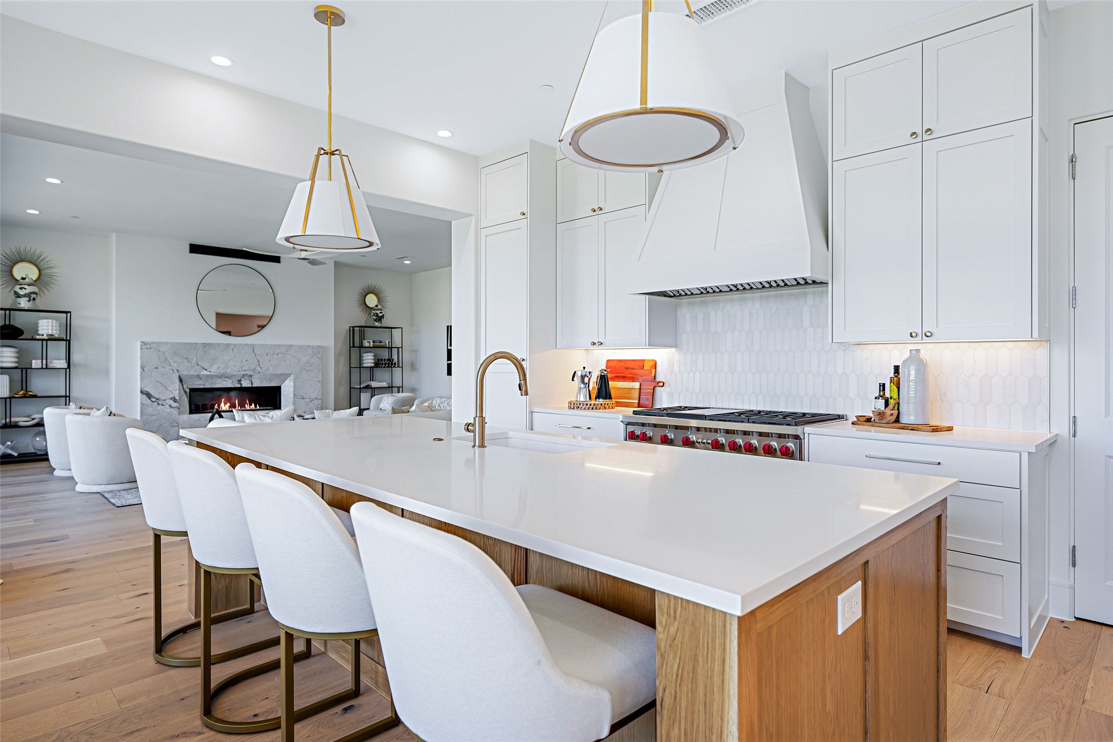 350 O Connor Ridge Boulevard 12