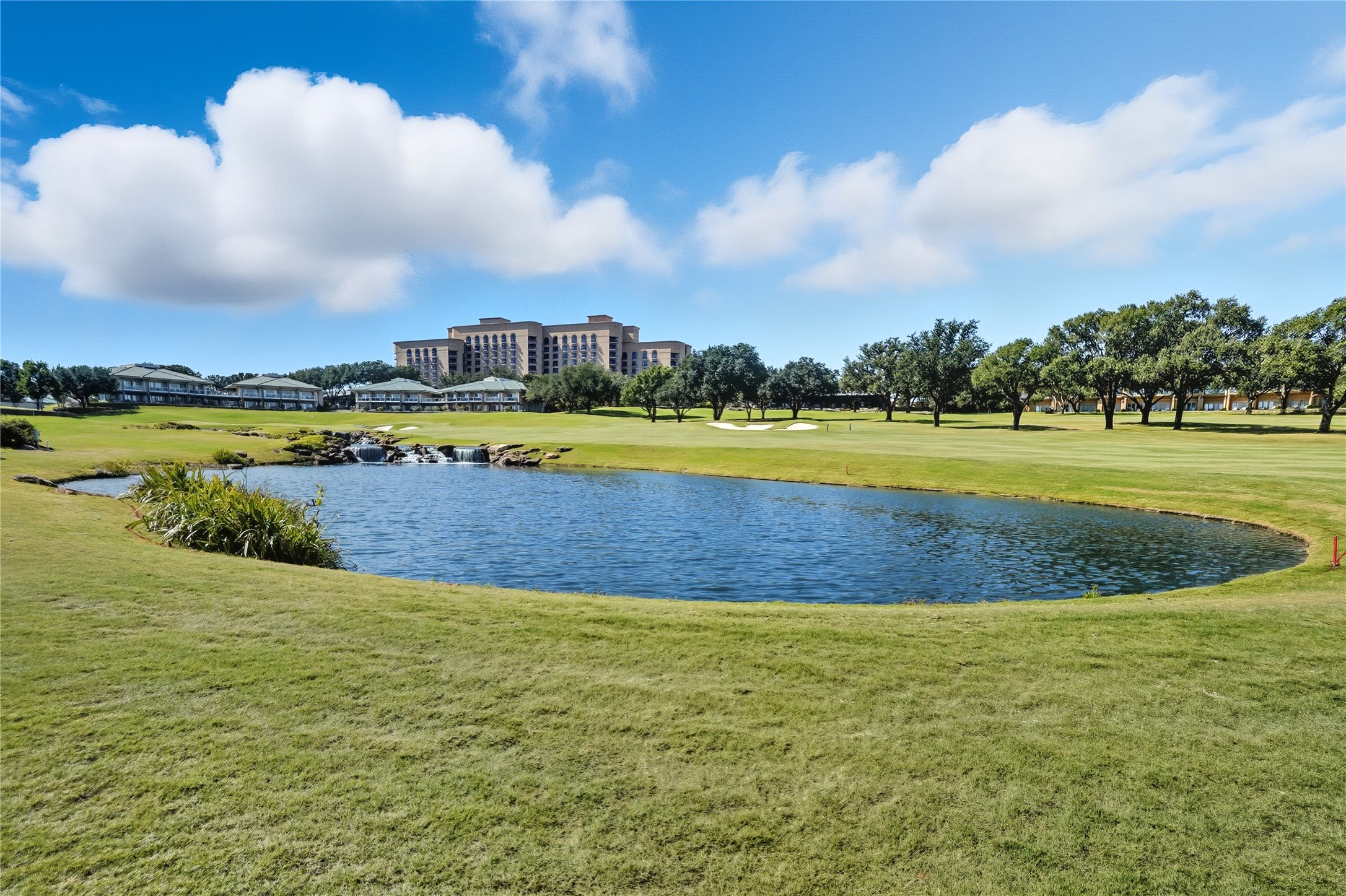 360 O' Connor Ridge Boulevard 12