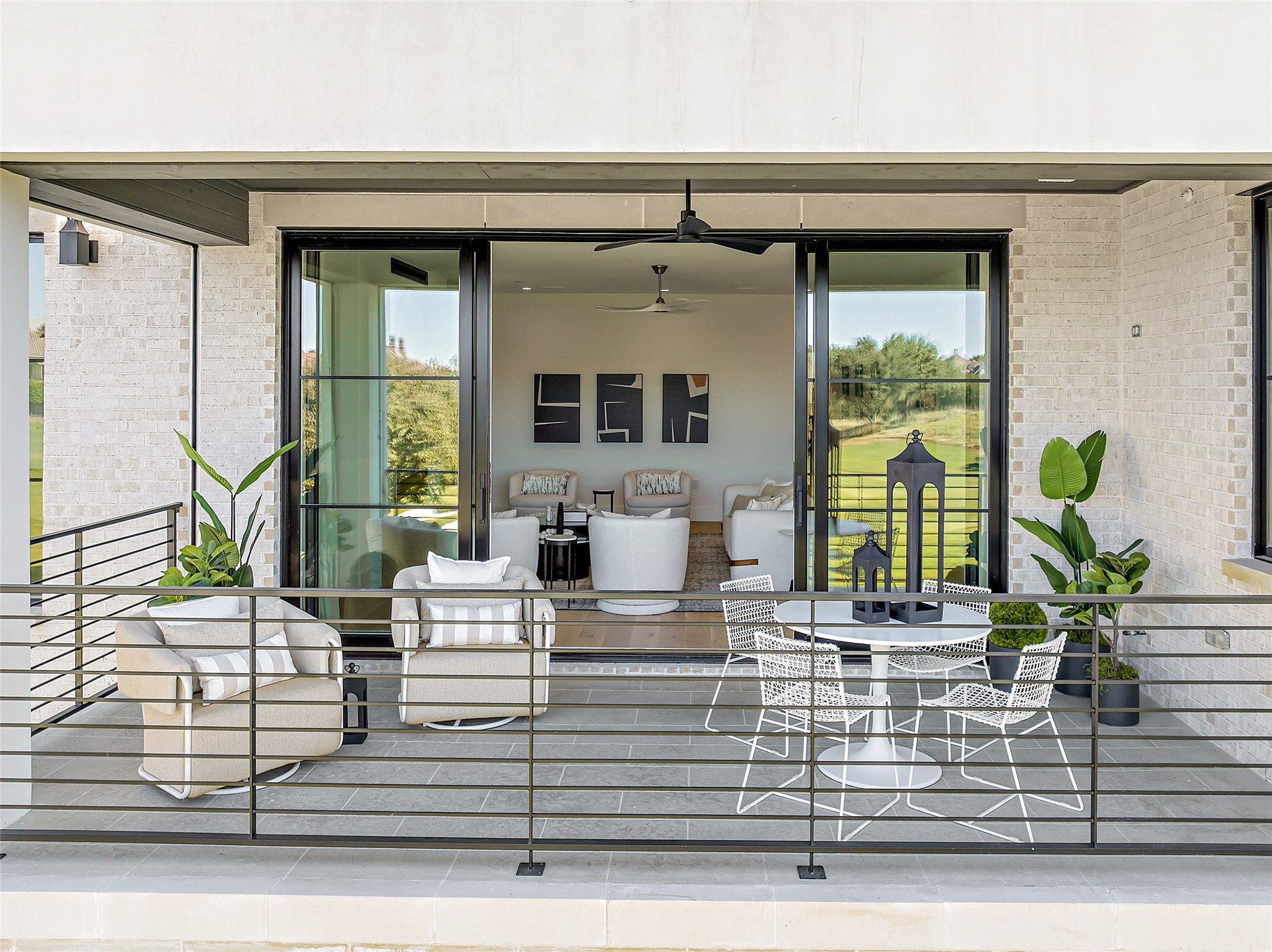 360 O' Connor Ridge Boulevard 12