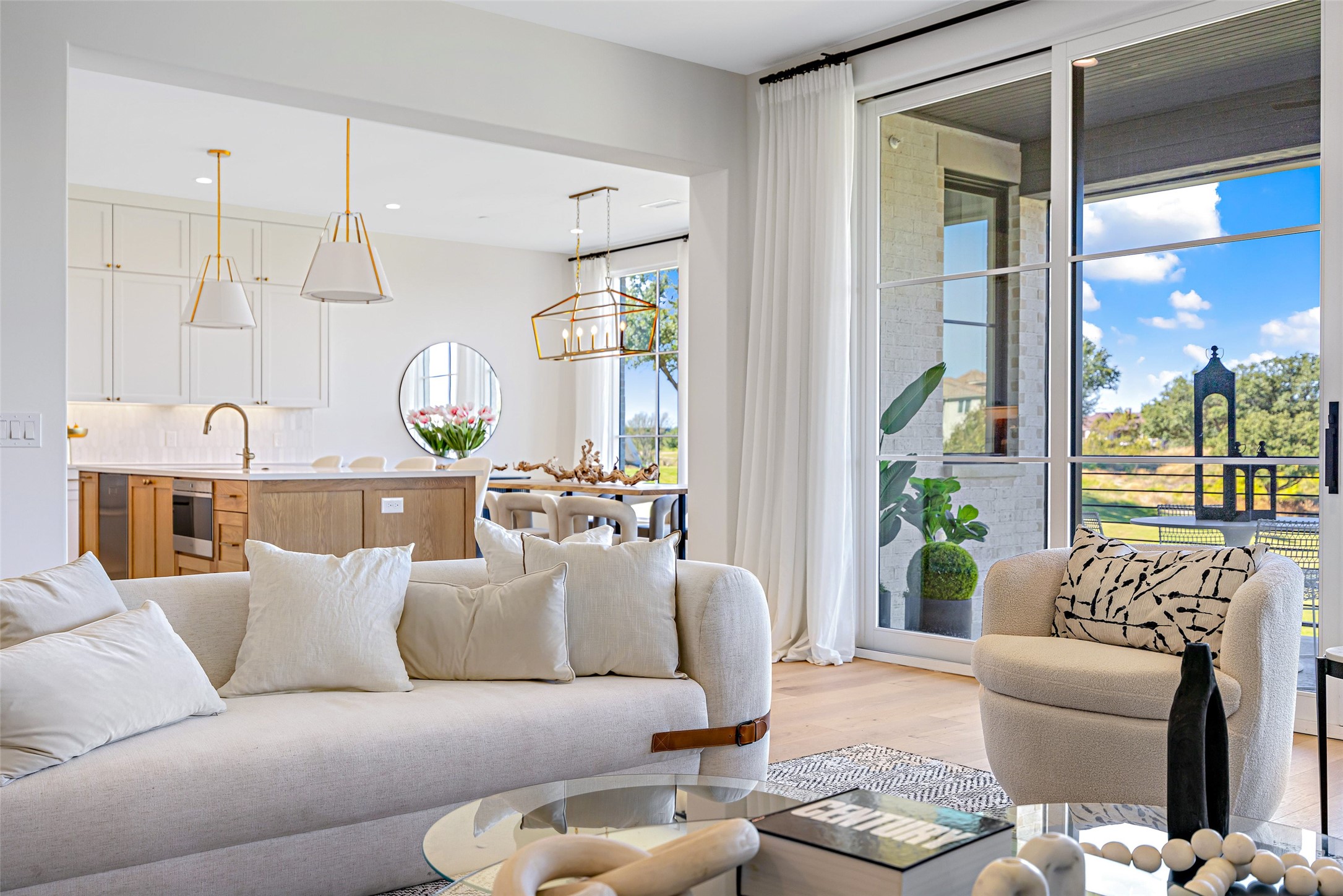 360 O' Connor Ridge Boulevard 12