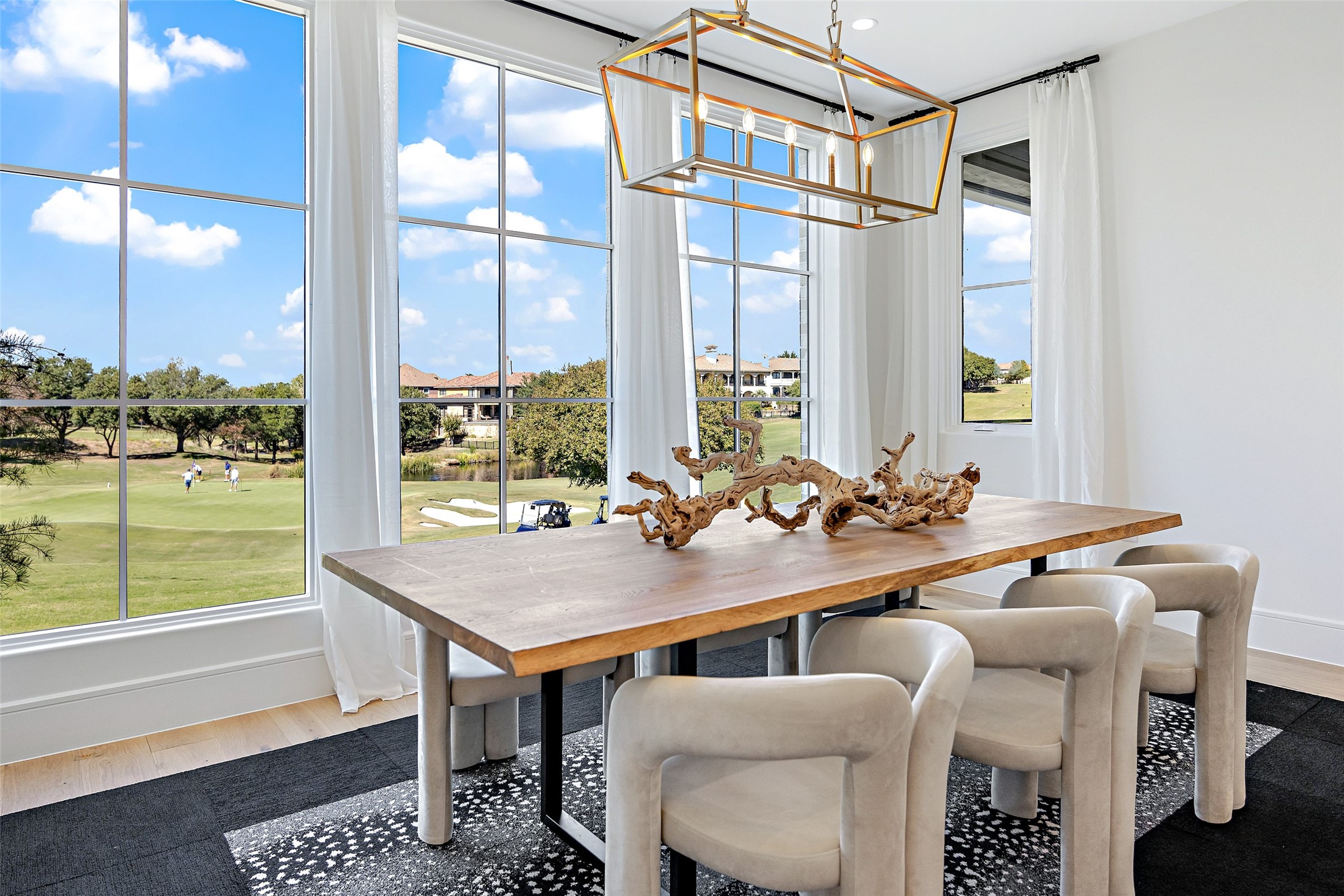 360 O' Connor Ridge Boulevard 12