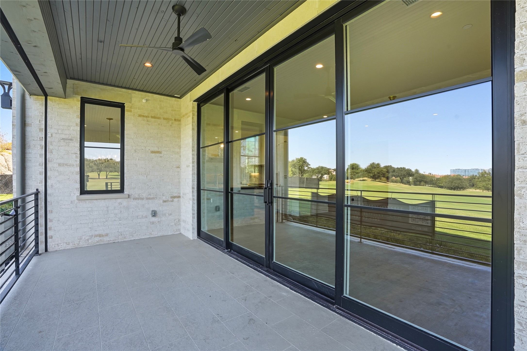 360 O' Connor Ridge Boulevard 12