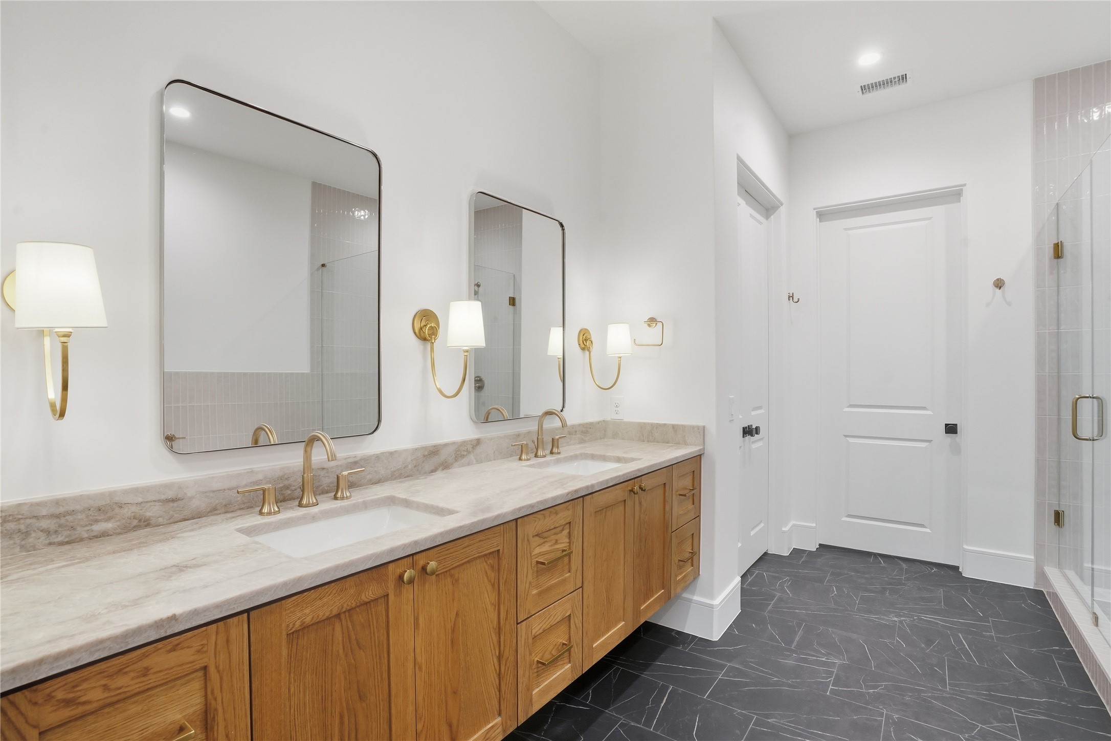 360 O' Connor Ridge Boulevard 12