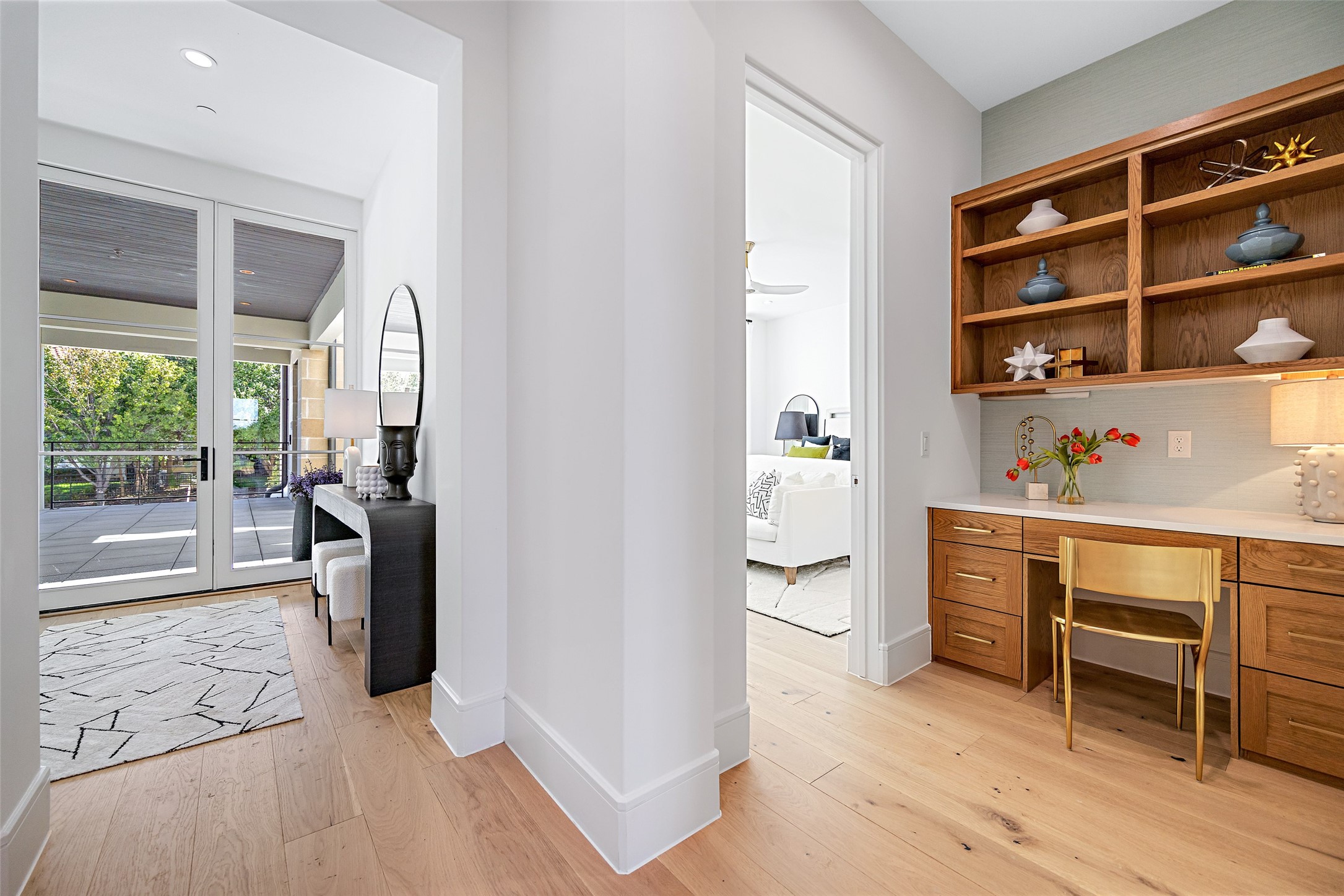 360 O' Connor Ridge Boulevard 12