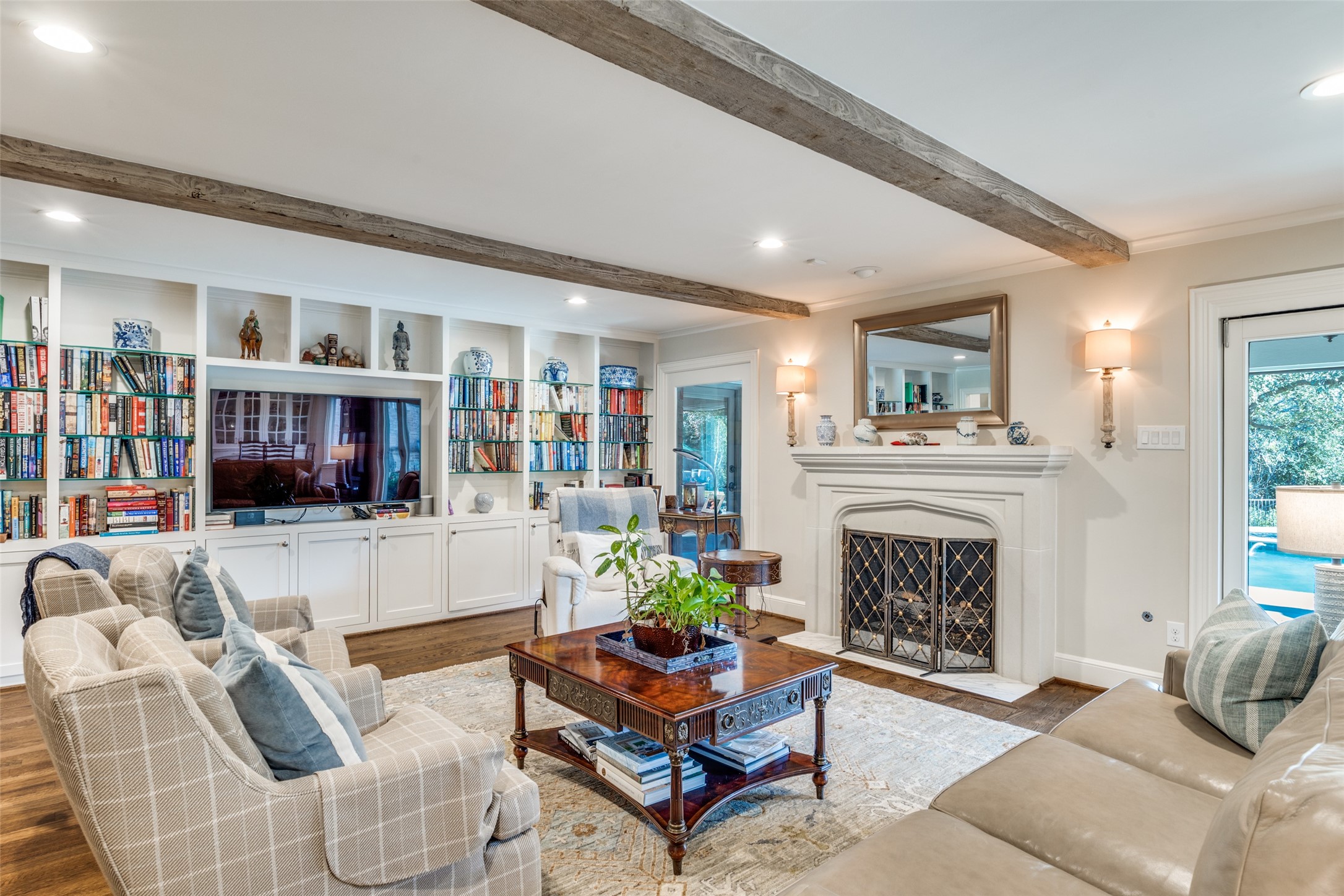 6544 Valleybrook Drive