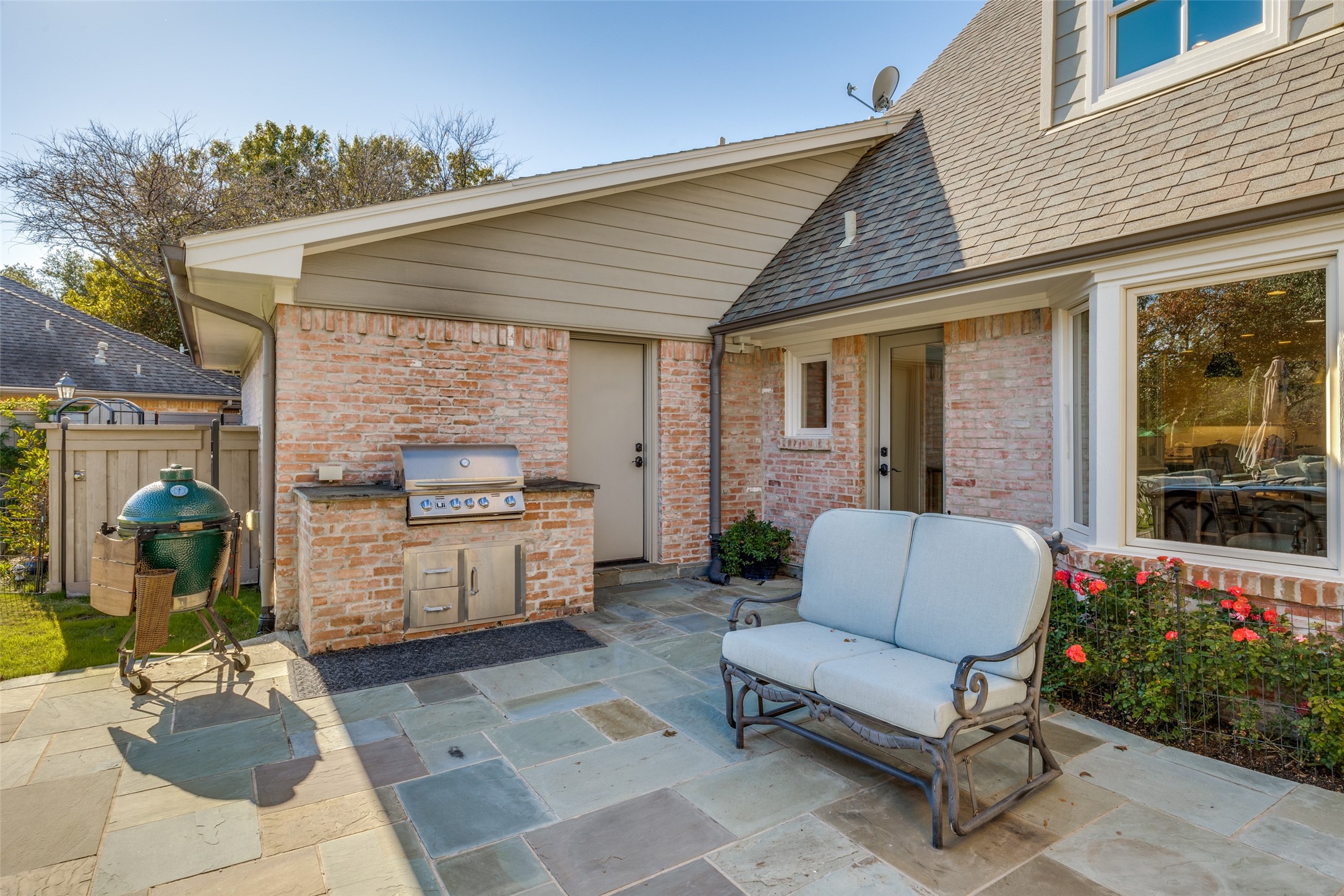 6544 Valleybrook Drive