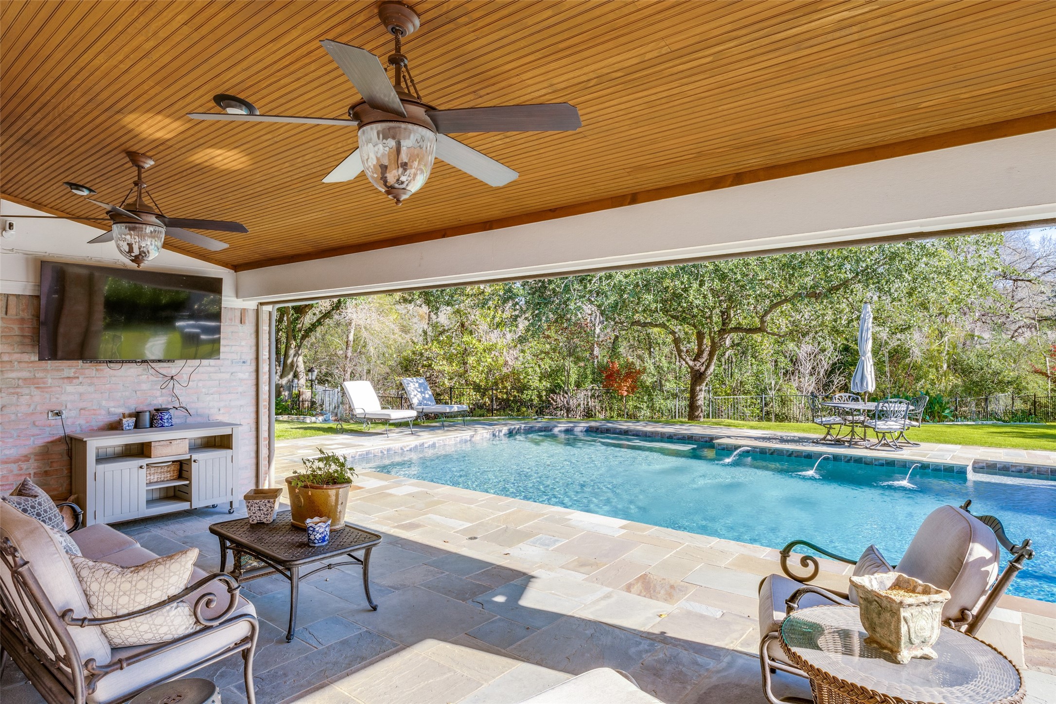 6544 Valleybrook Drive