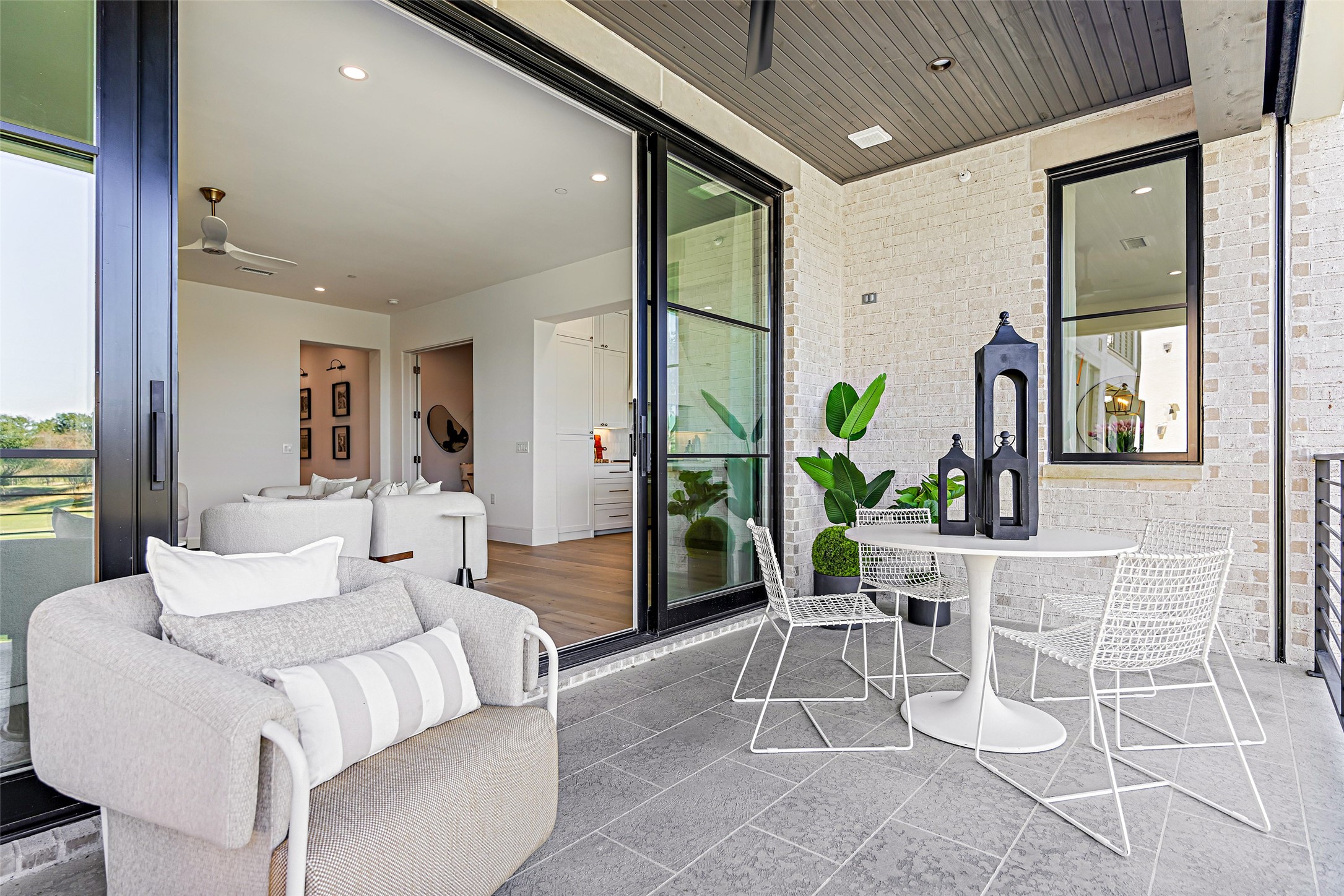 350 O Connor Ridge Boulevard 13