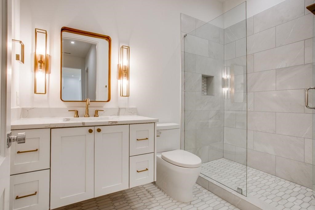 350 O Connor Ridge Boulevard 13