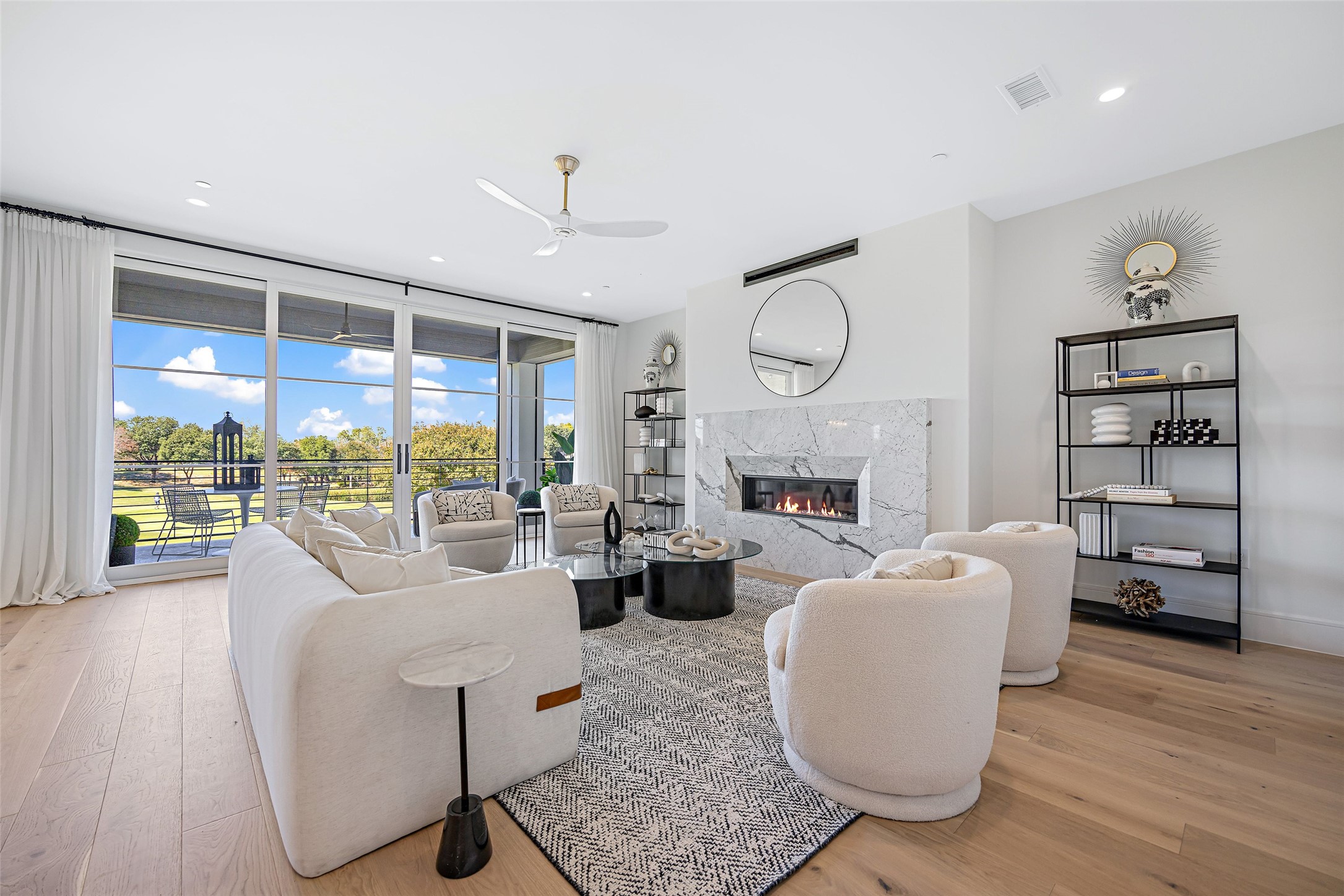 340 O Connor Ridge Boulevard 23