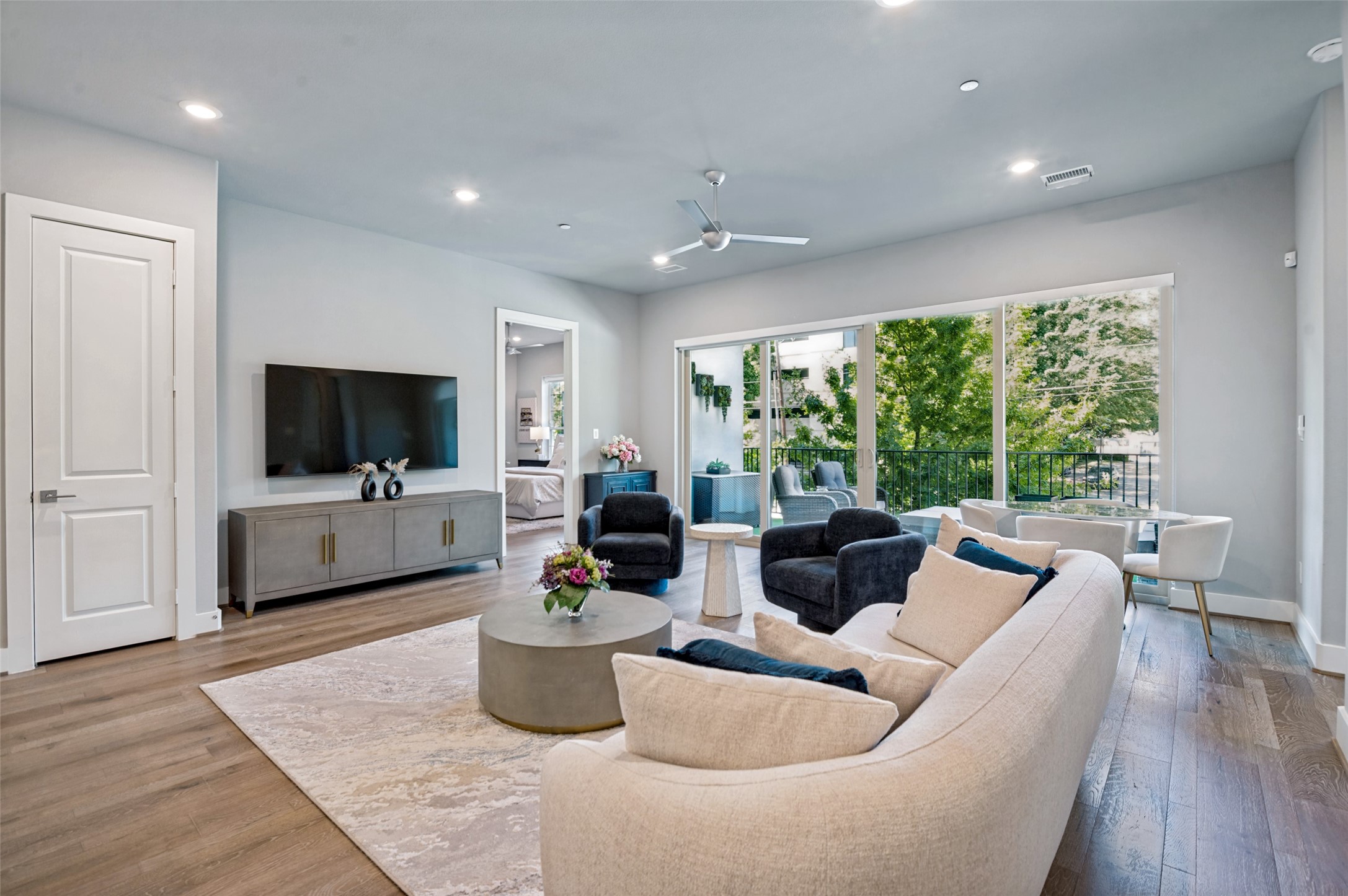 15875 Spectrum Drive 1101
