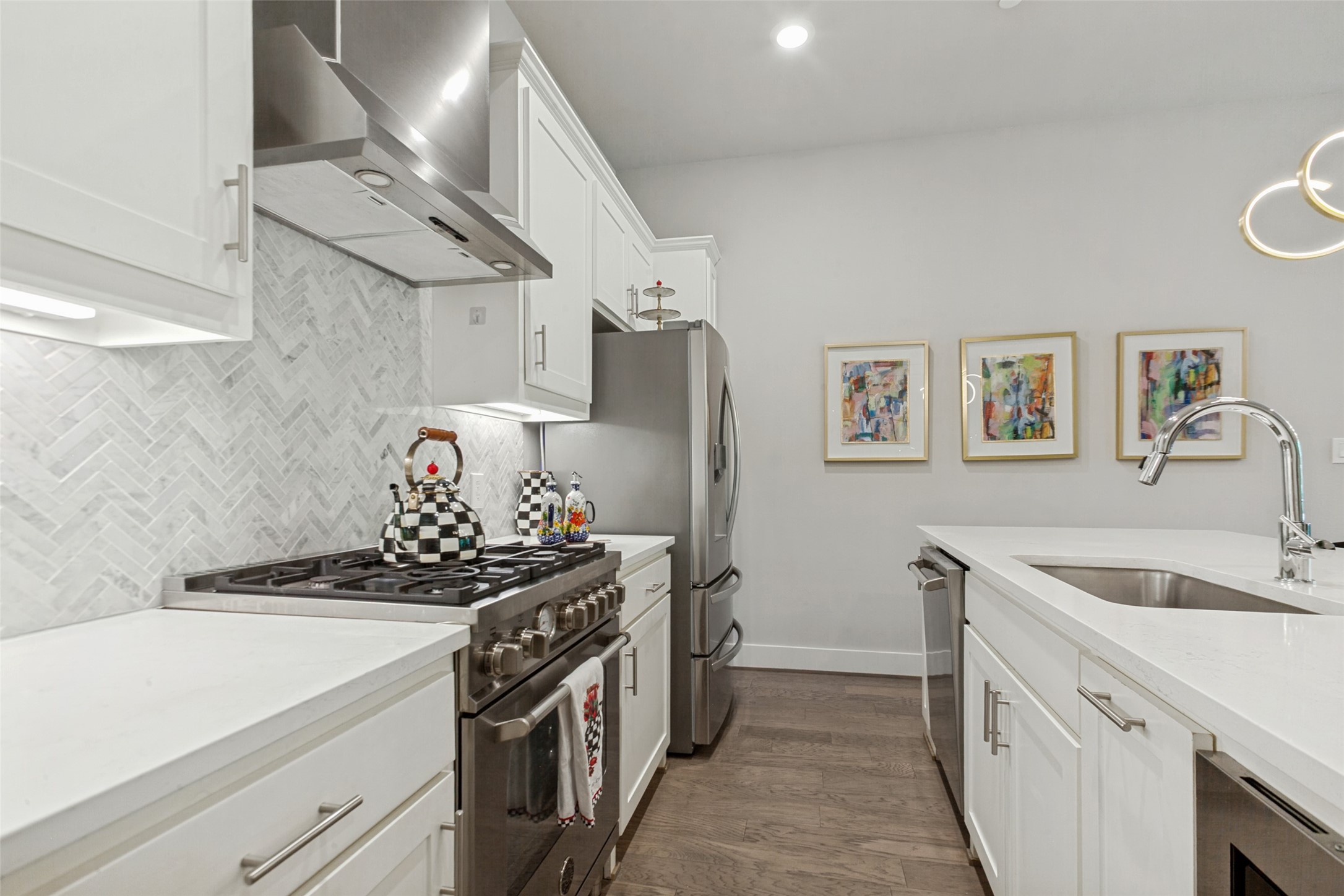 15875 Spectrum Drive 1105