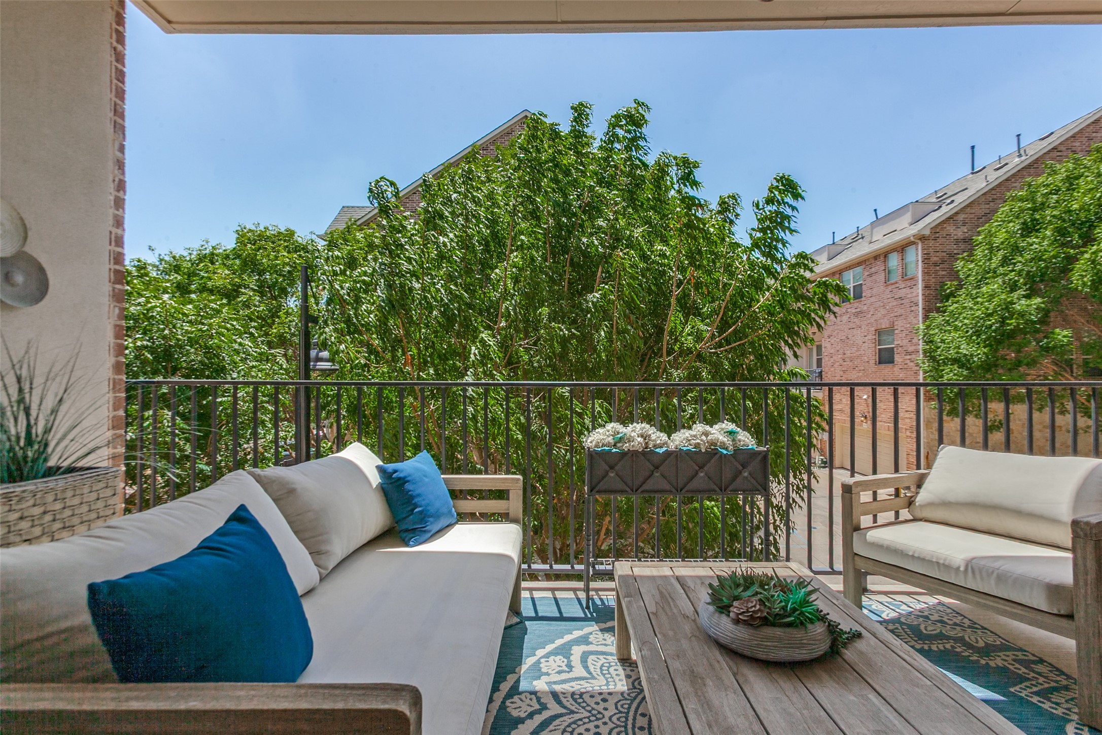 15875 Spectrum Drive 1105