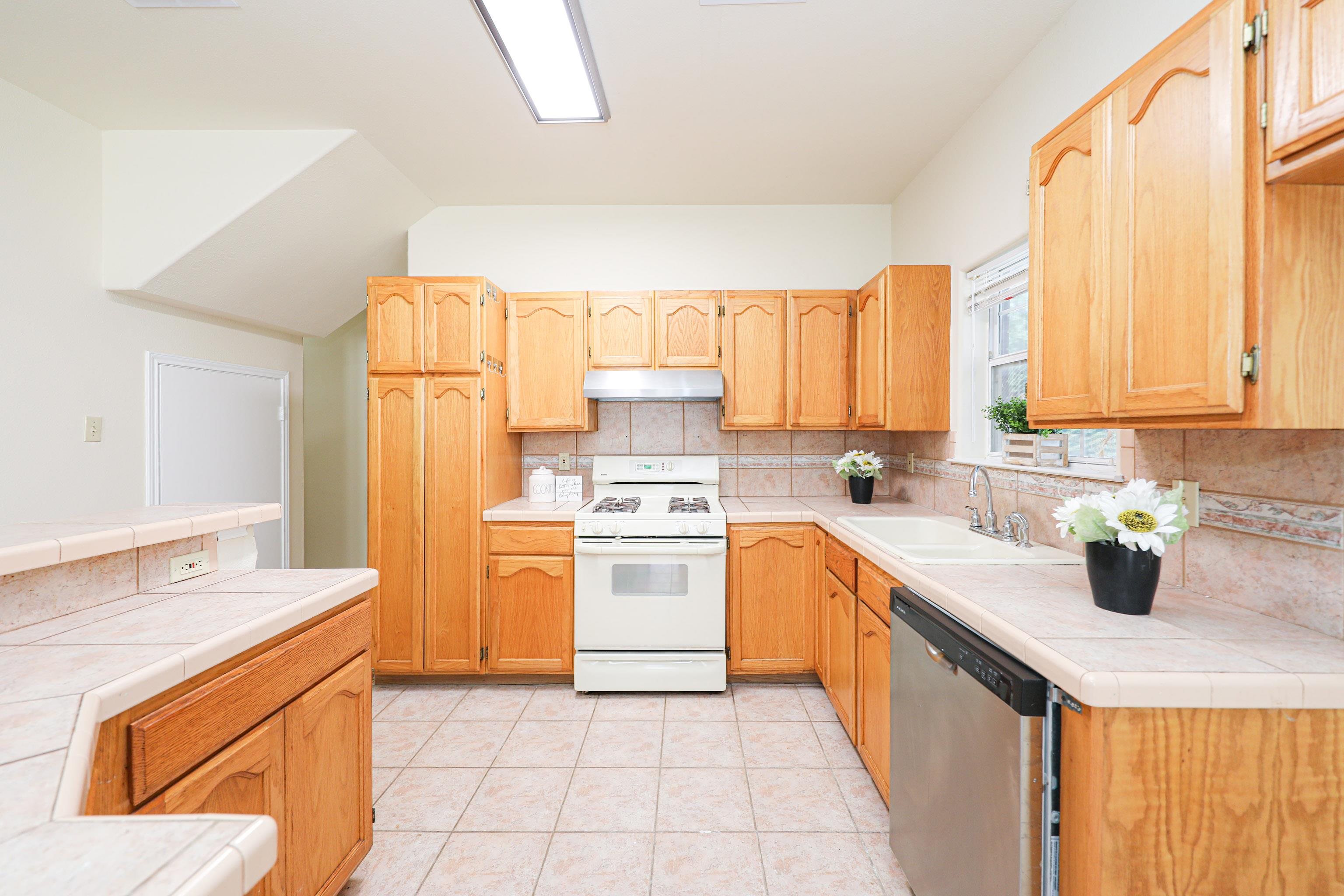 1514 Serene Dr