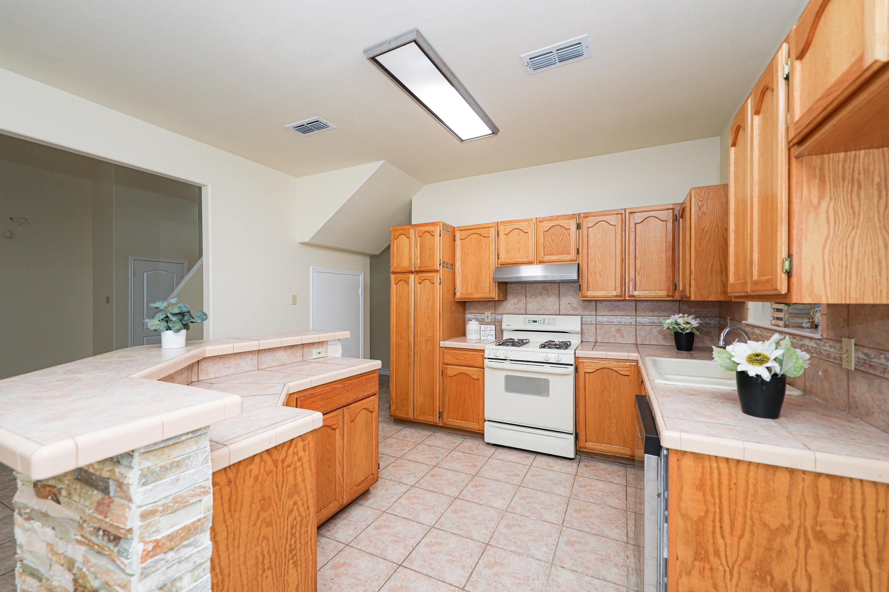 1514 Serene Dr