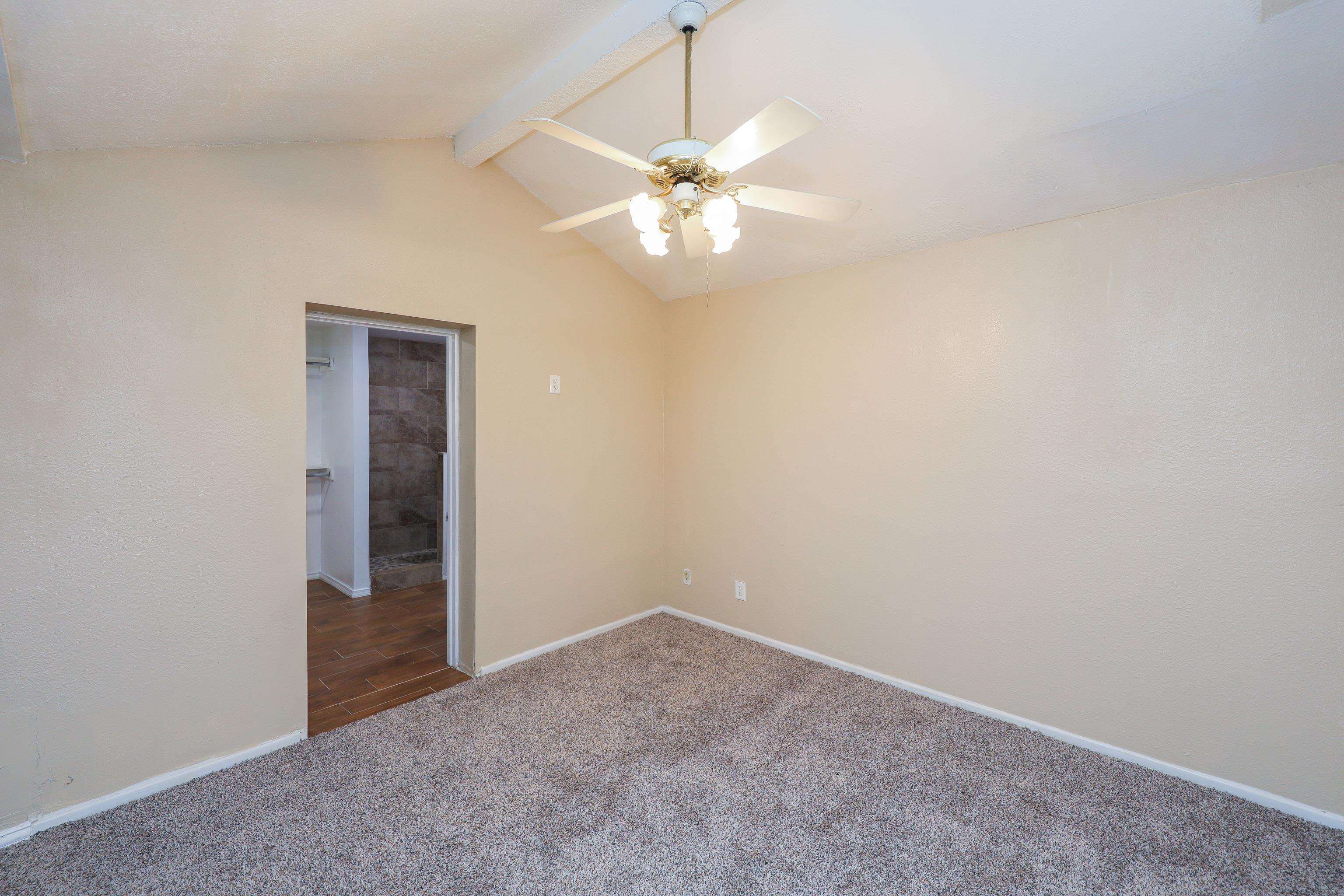 9616 Center Rd