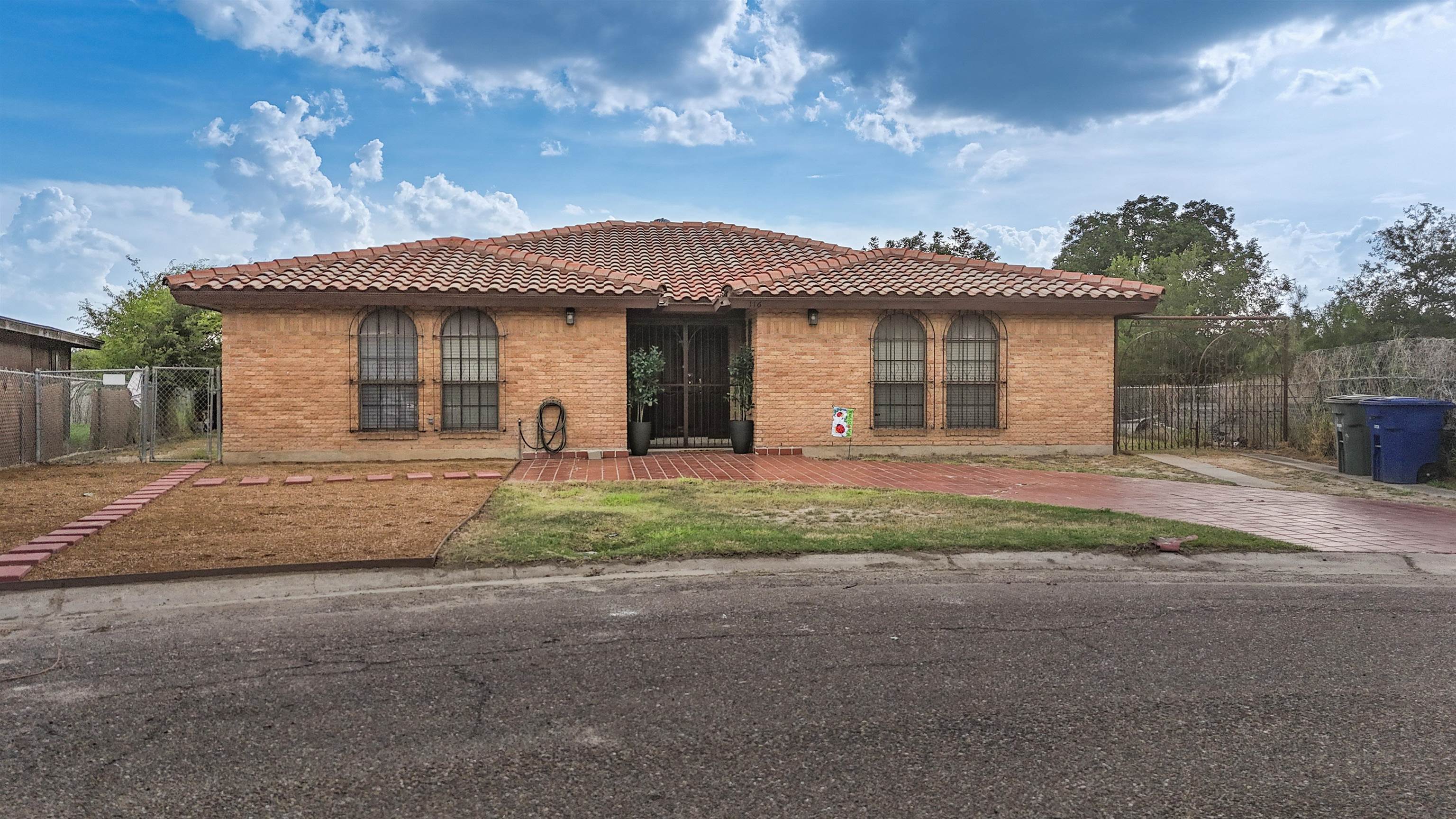 116 Soledad Lp