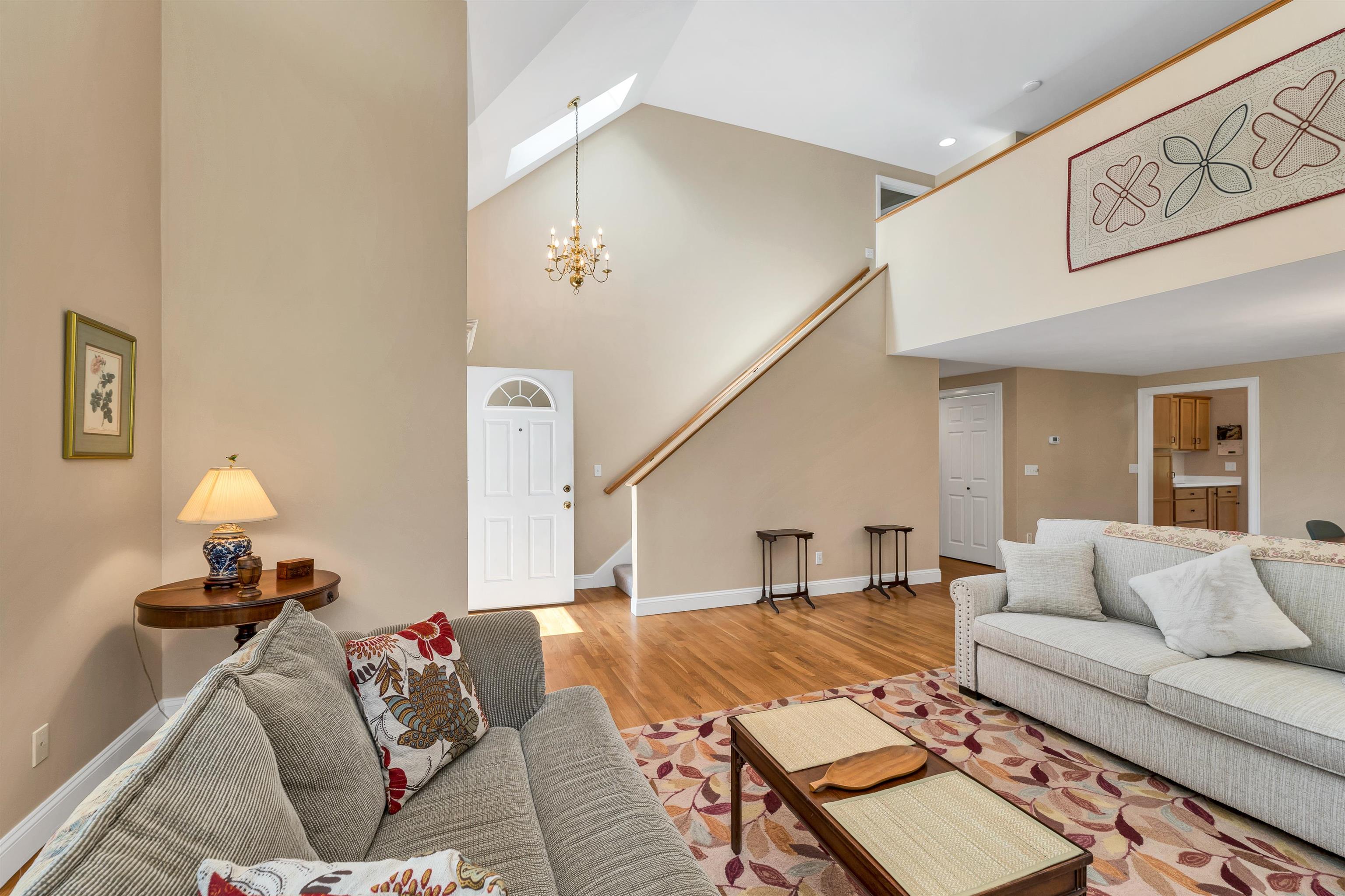 60 Hampton Meadows