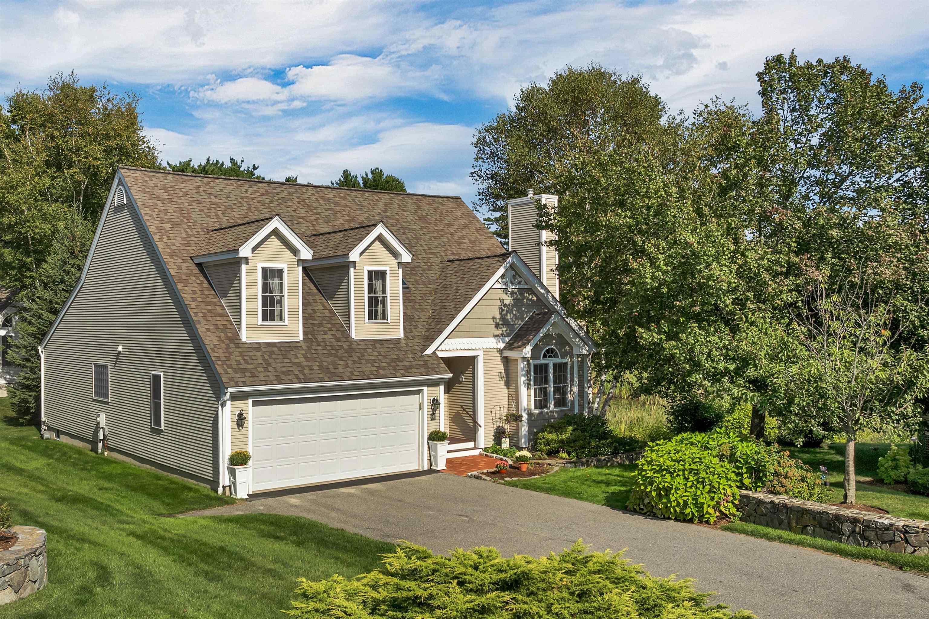 60 Hampton Meadows