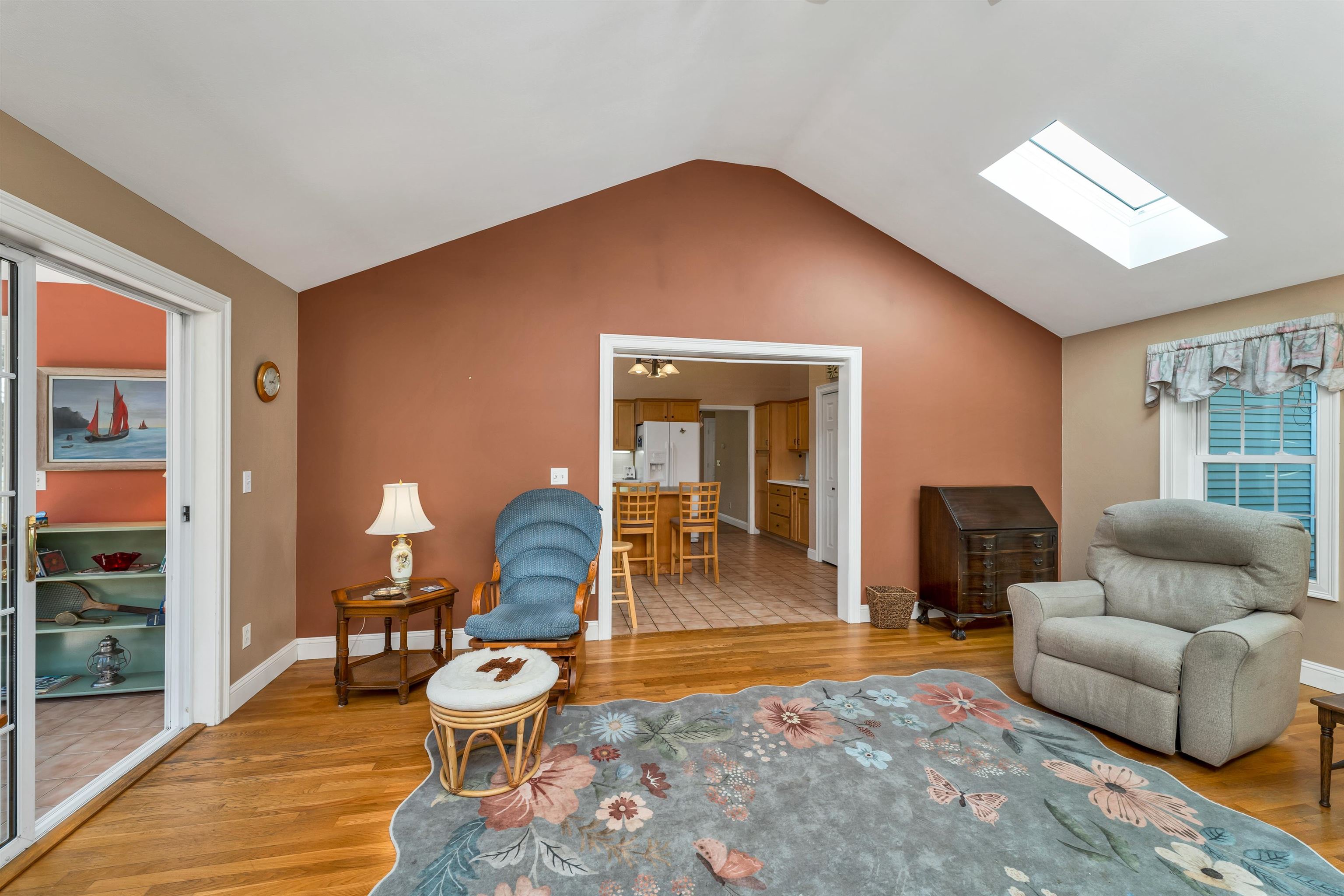 60 Hampton Meadows