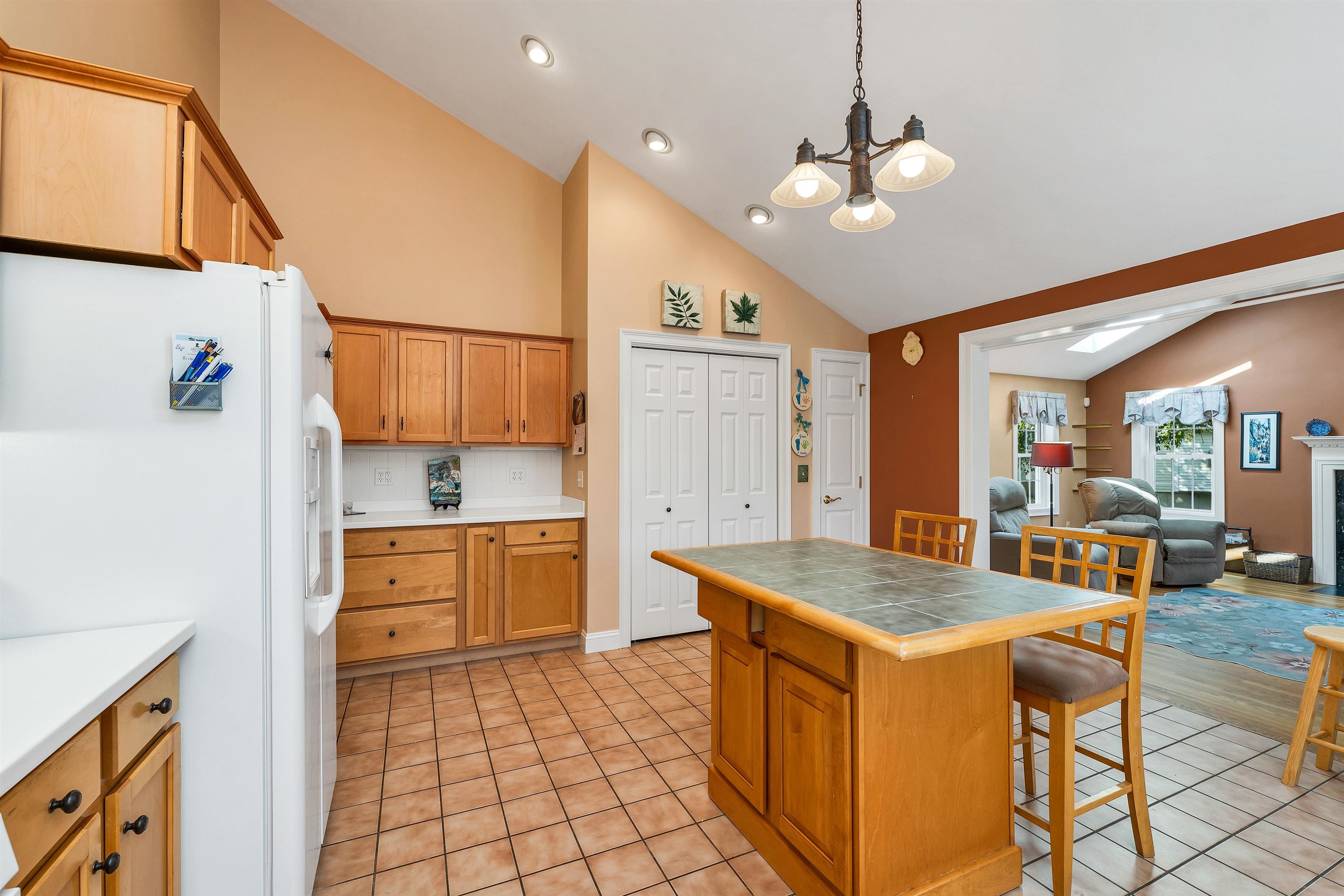 60 Hampton Meadows
