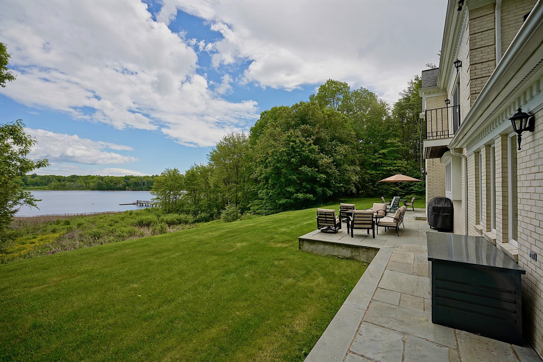 4 Cullen Bay Road