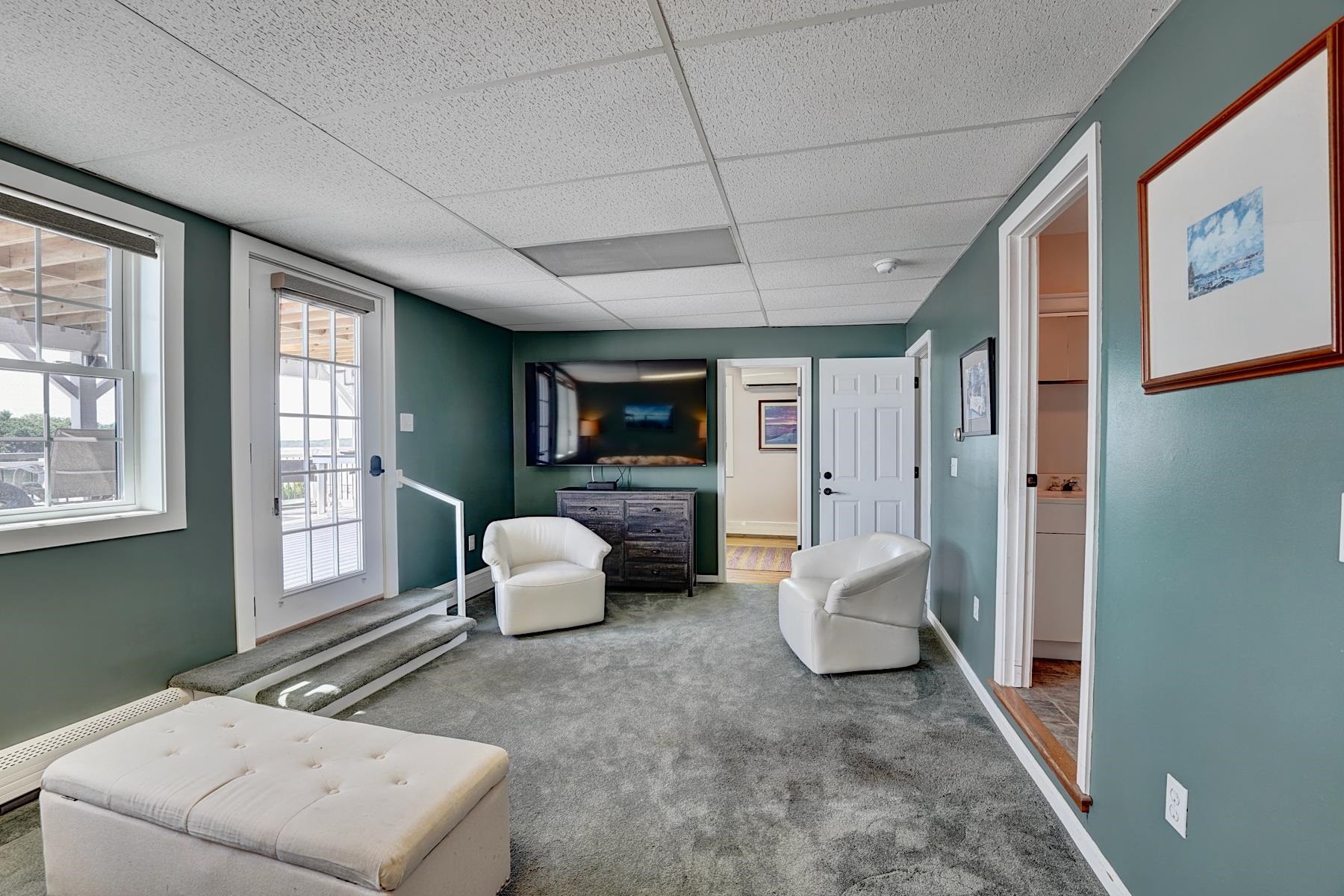 30 Cedar Point Road