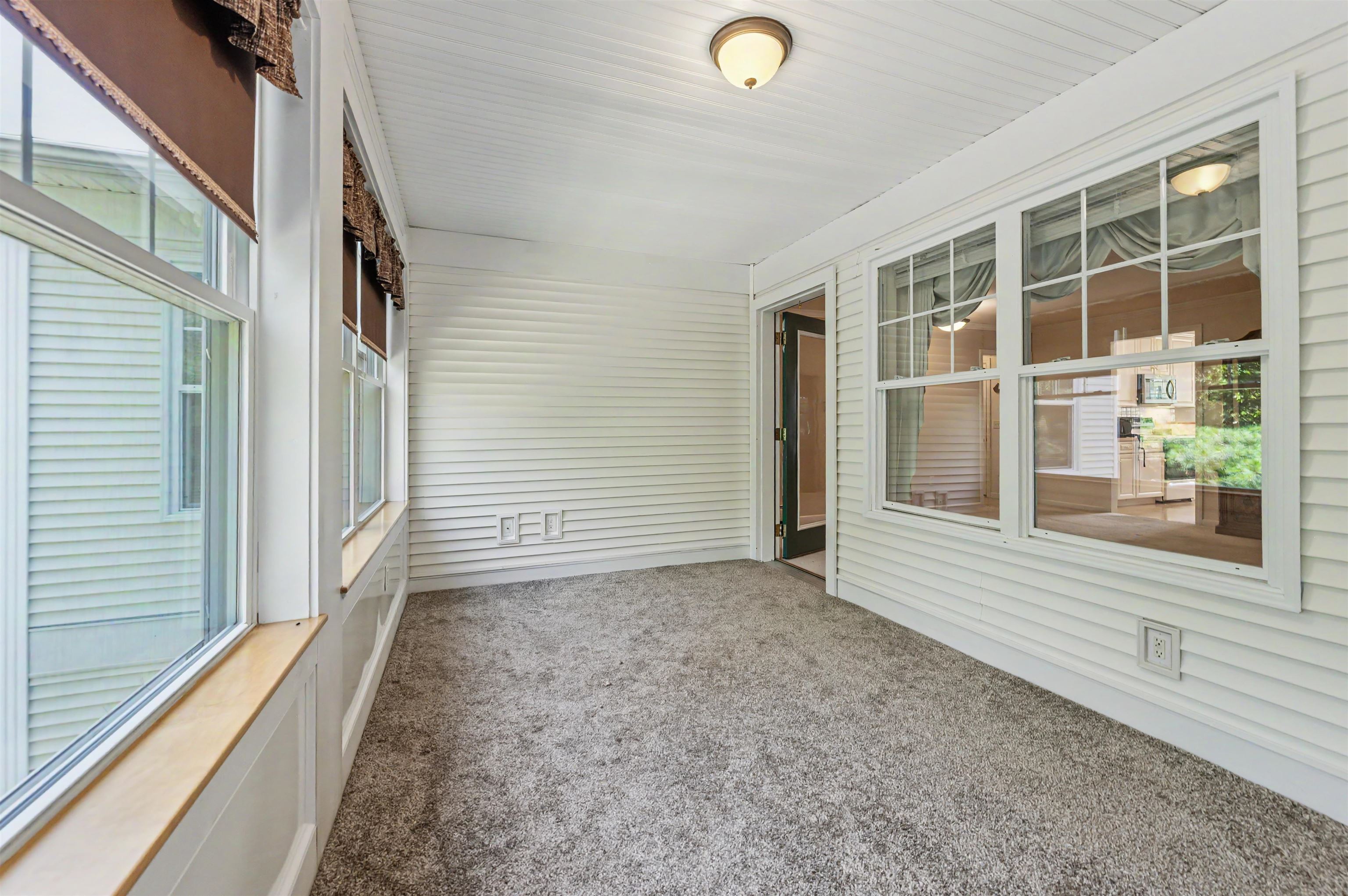 4 Bow Center Road Unit: F-3
