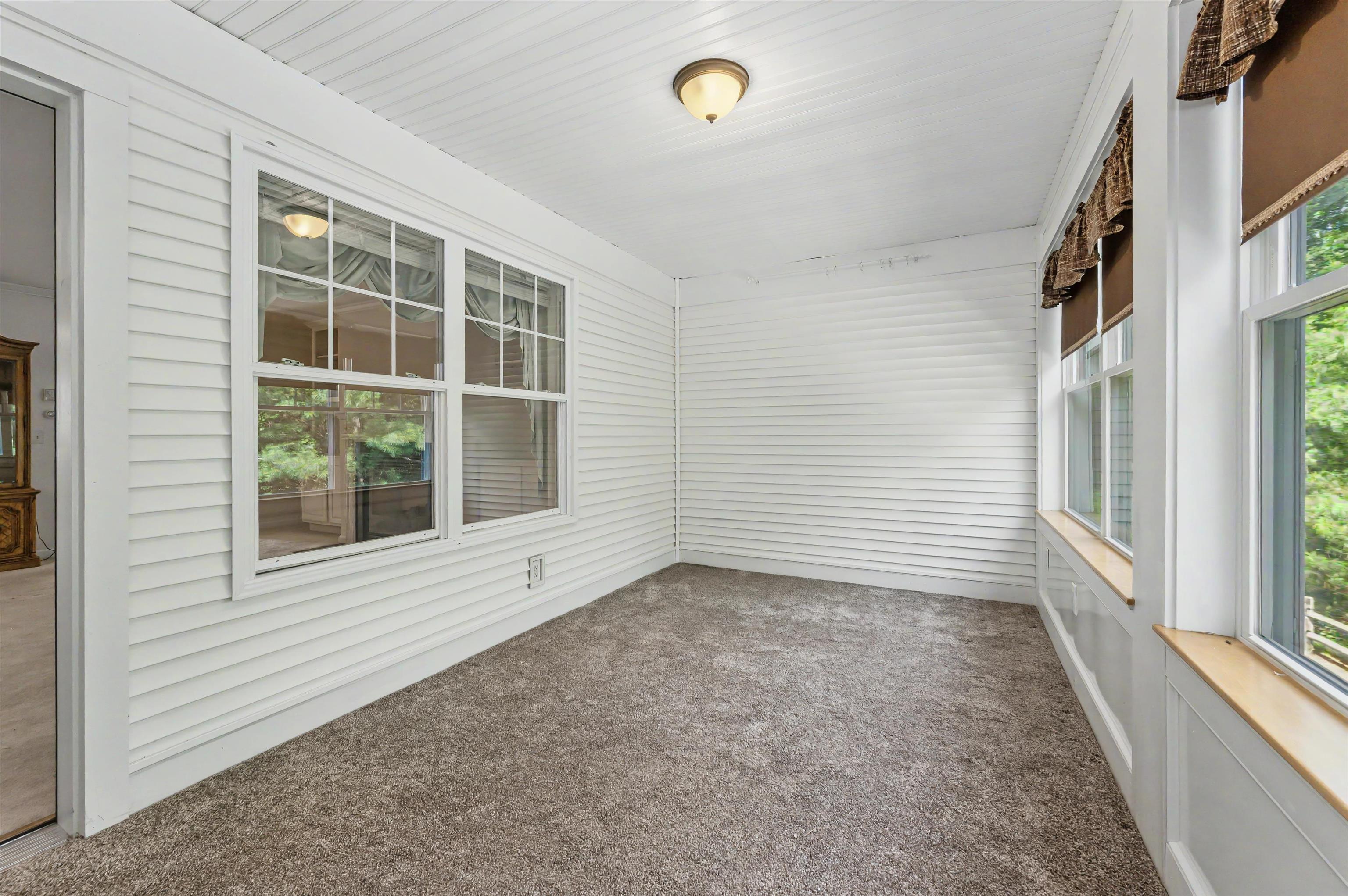 4 Bow Center Road Unit: F-3