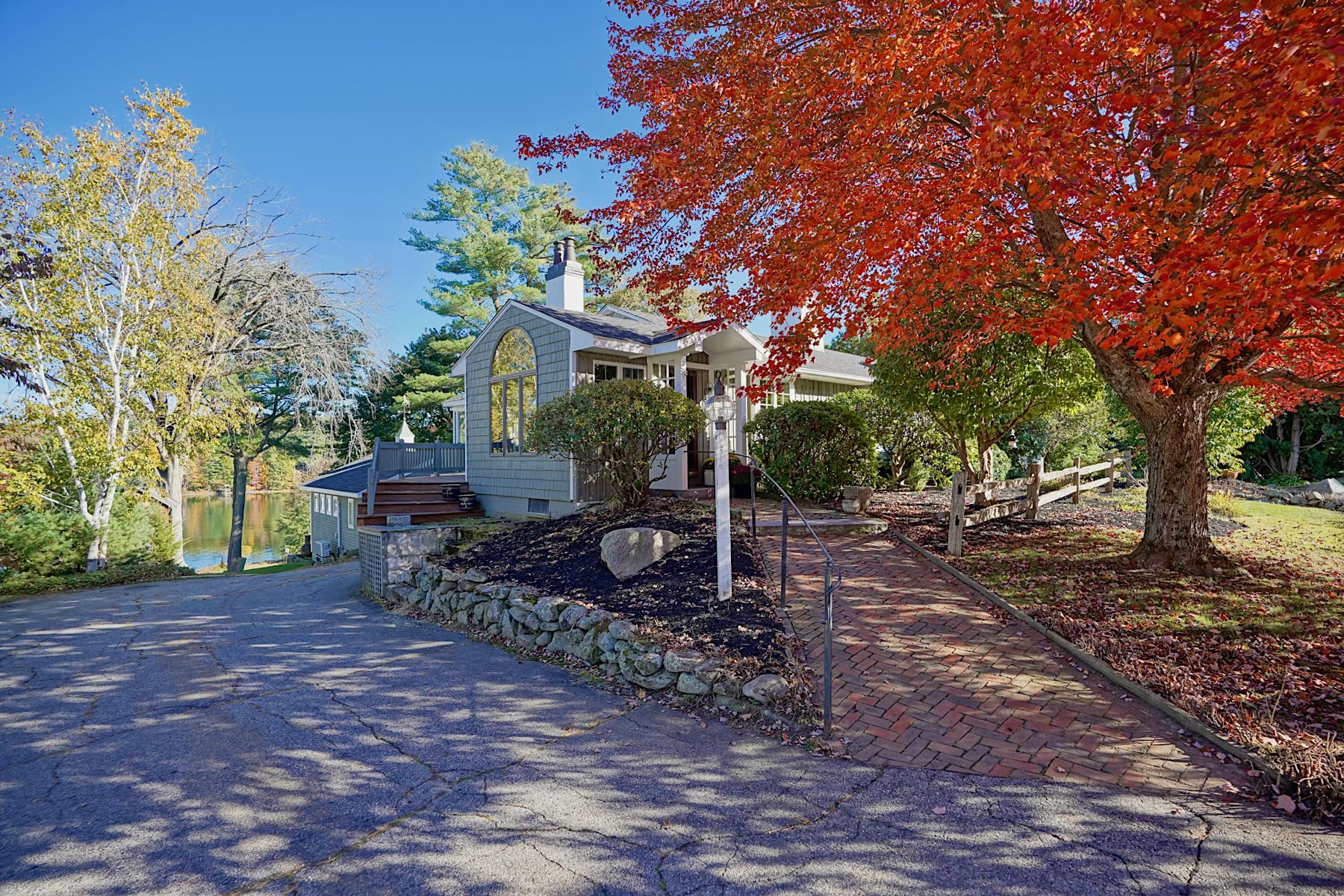 12 Roberts Road