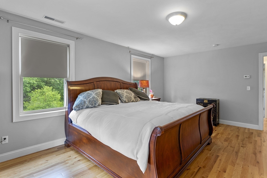 1 Locke Hill Ln