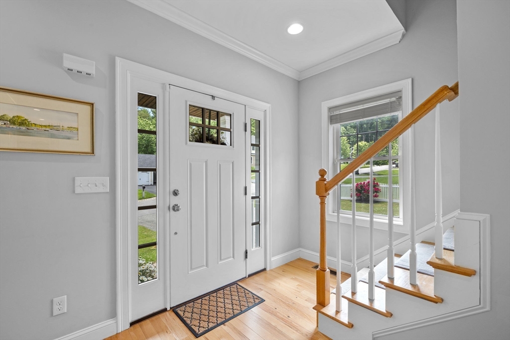 1 Locke Hill Ln