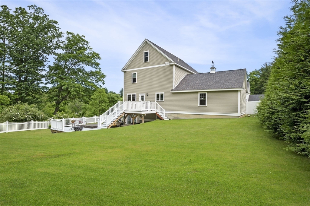 1 Locke Hill Ln