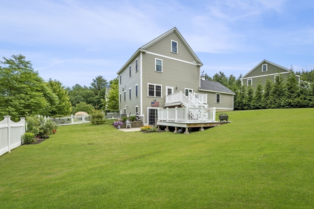 1 Locke Hill Ln