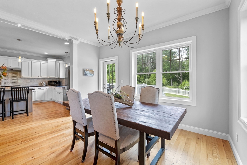 1 Locke Hill Ln
