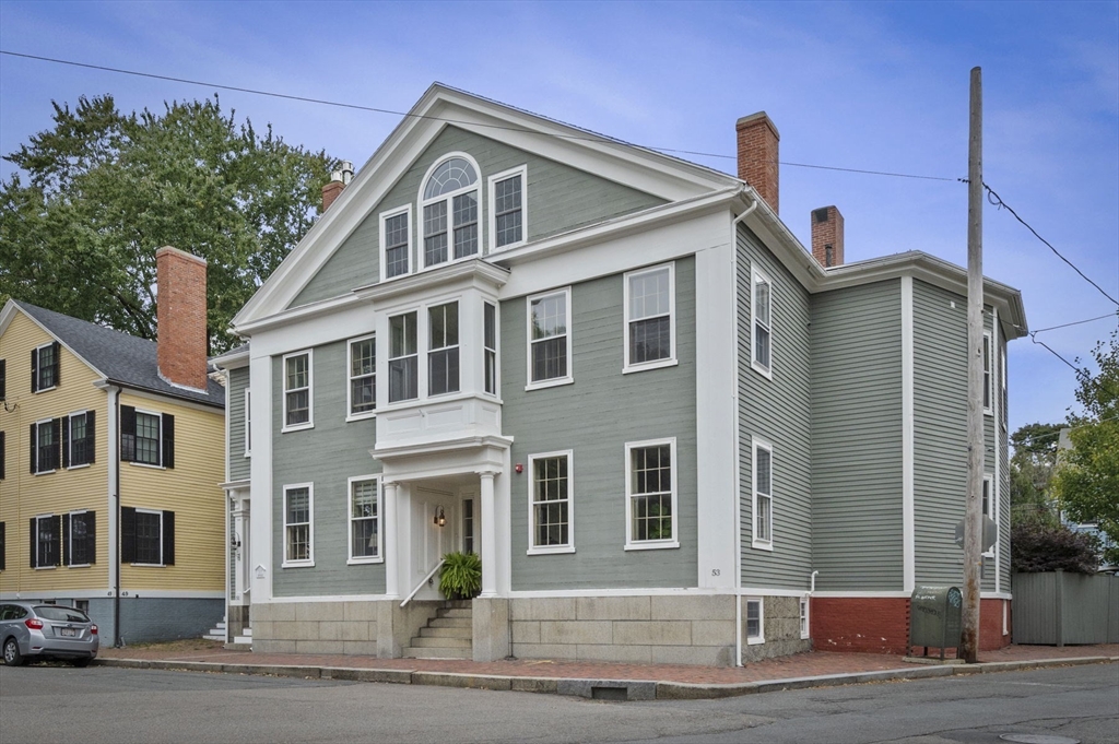 53 Washington Sq # 2C