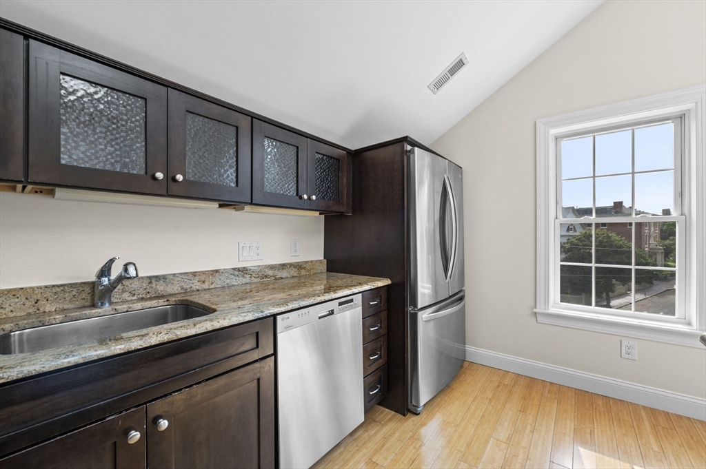 53 Washington Sq # 2C