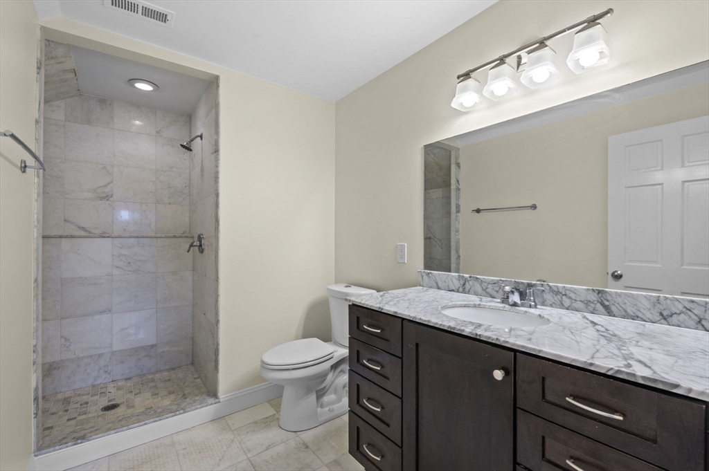 53 Washington Sq # 2C