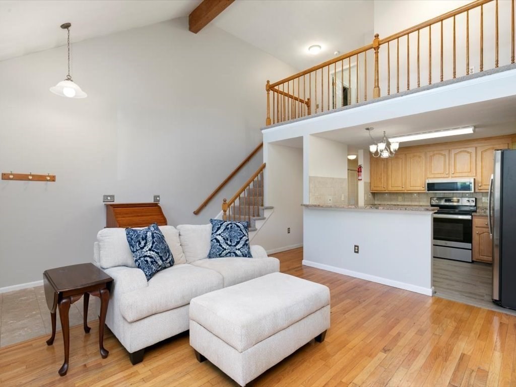 44 Casablanca Ct # 44