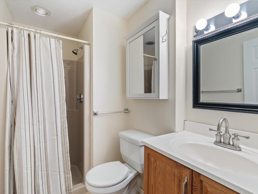 44 Casablanca Ct # 44